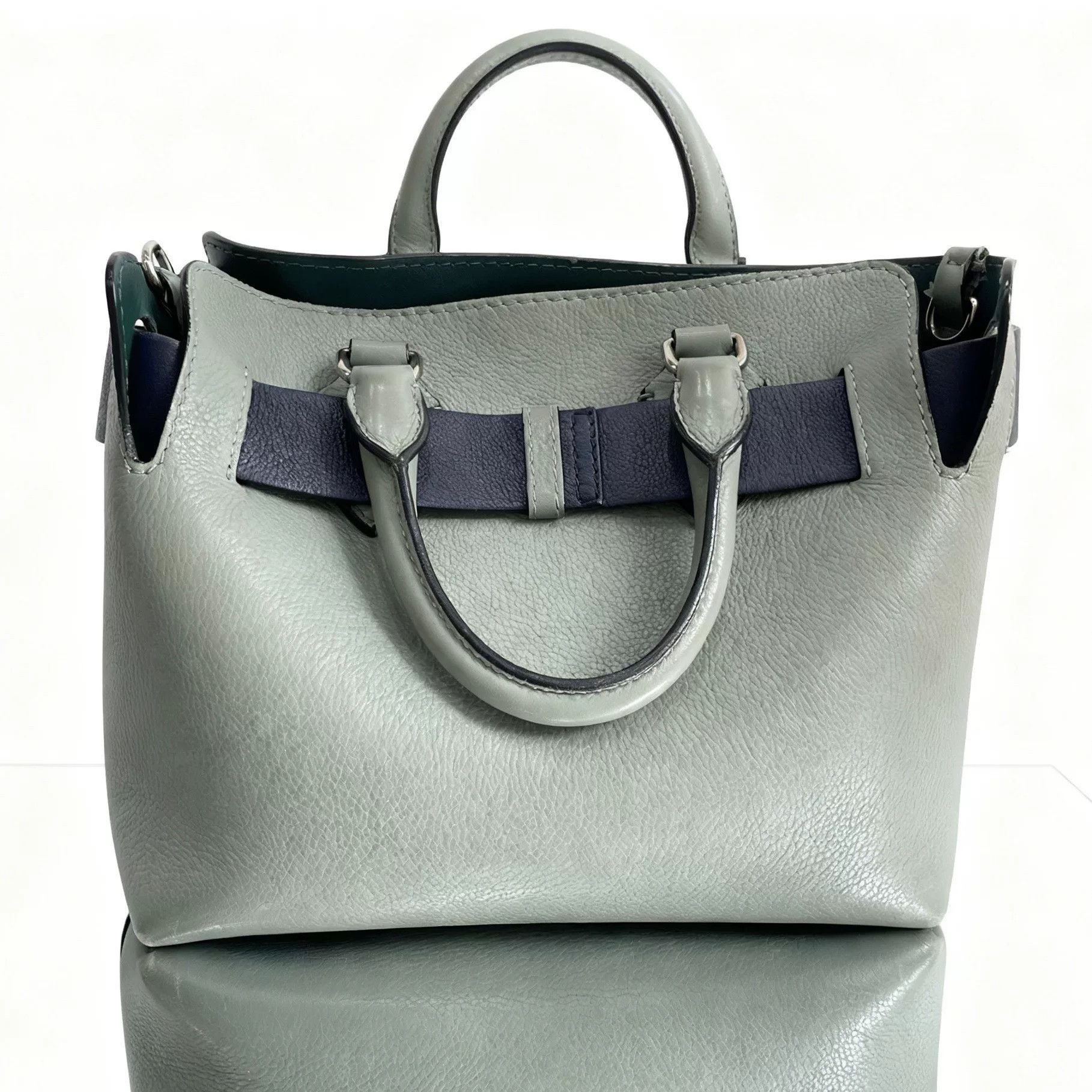 Burberry Pre-loved Bag Very good condition Size ONE SIZE - 2 Thumbnail