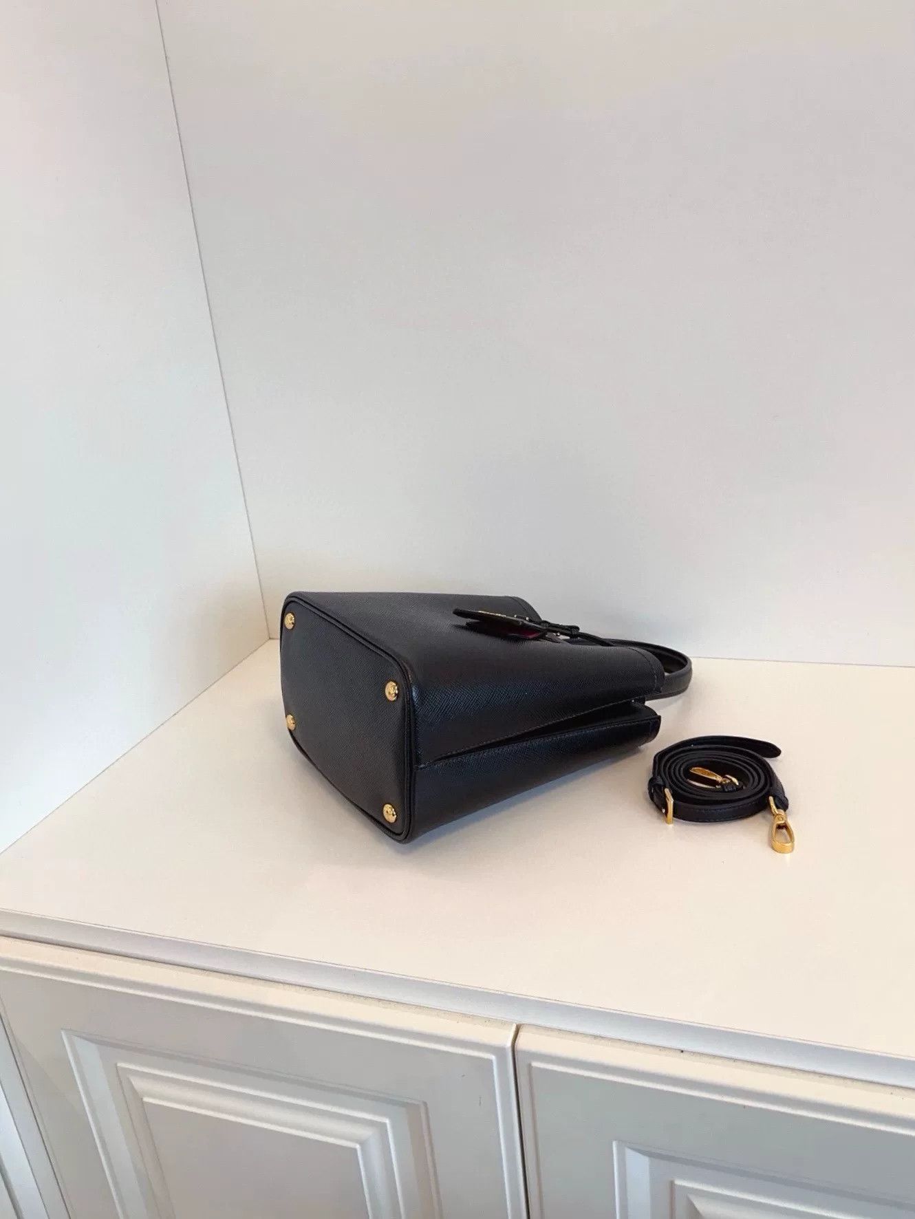 Prada Pre-loved Bag Very good condition Size ONE SIZE - 6 Thumbnail