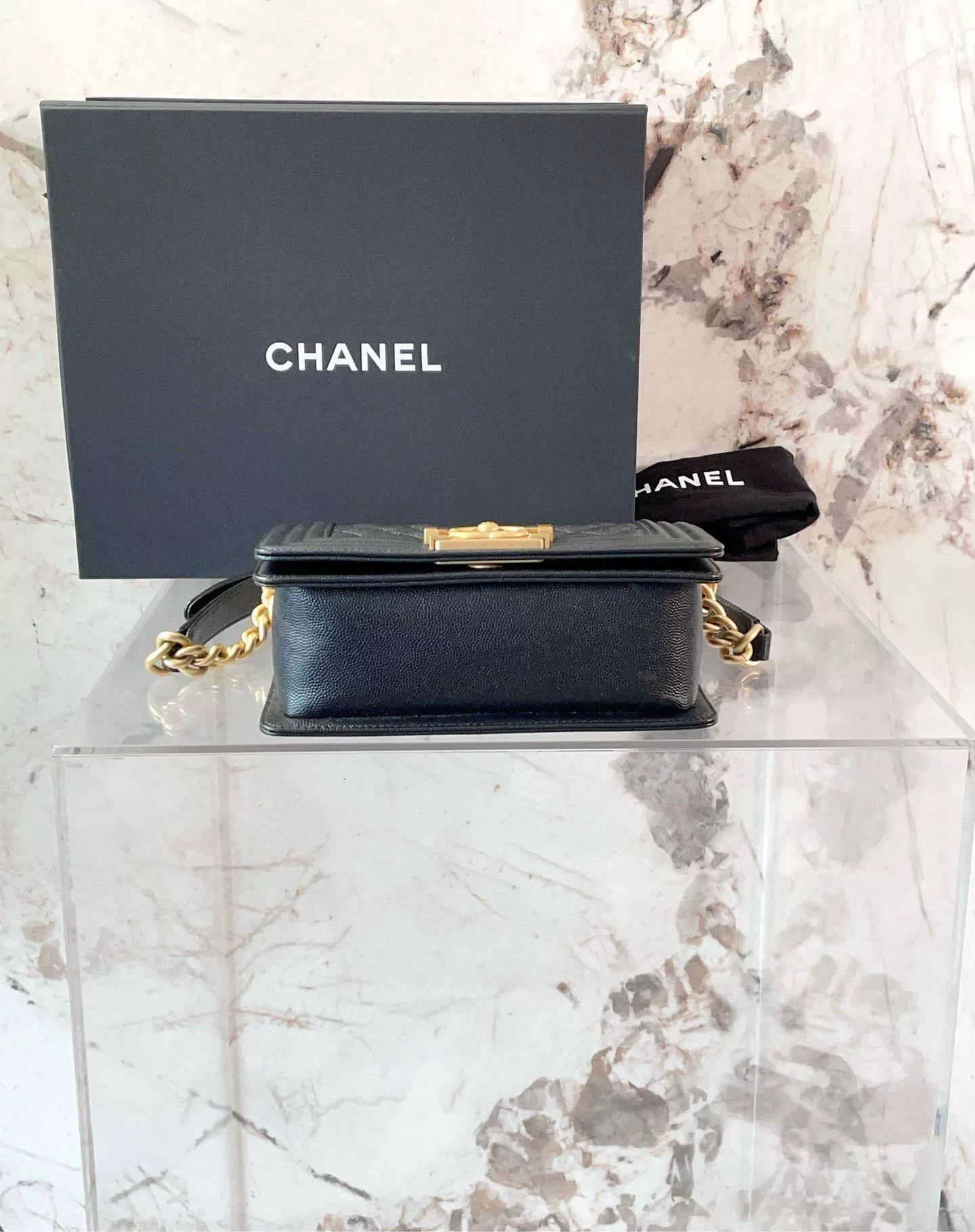 Chanel Pre-loved Bag Very good condition Size ONE SIZE - 4 Thumbnail