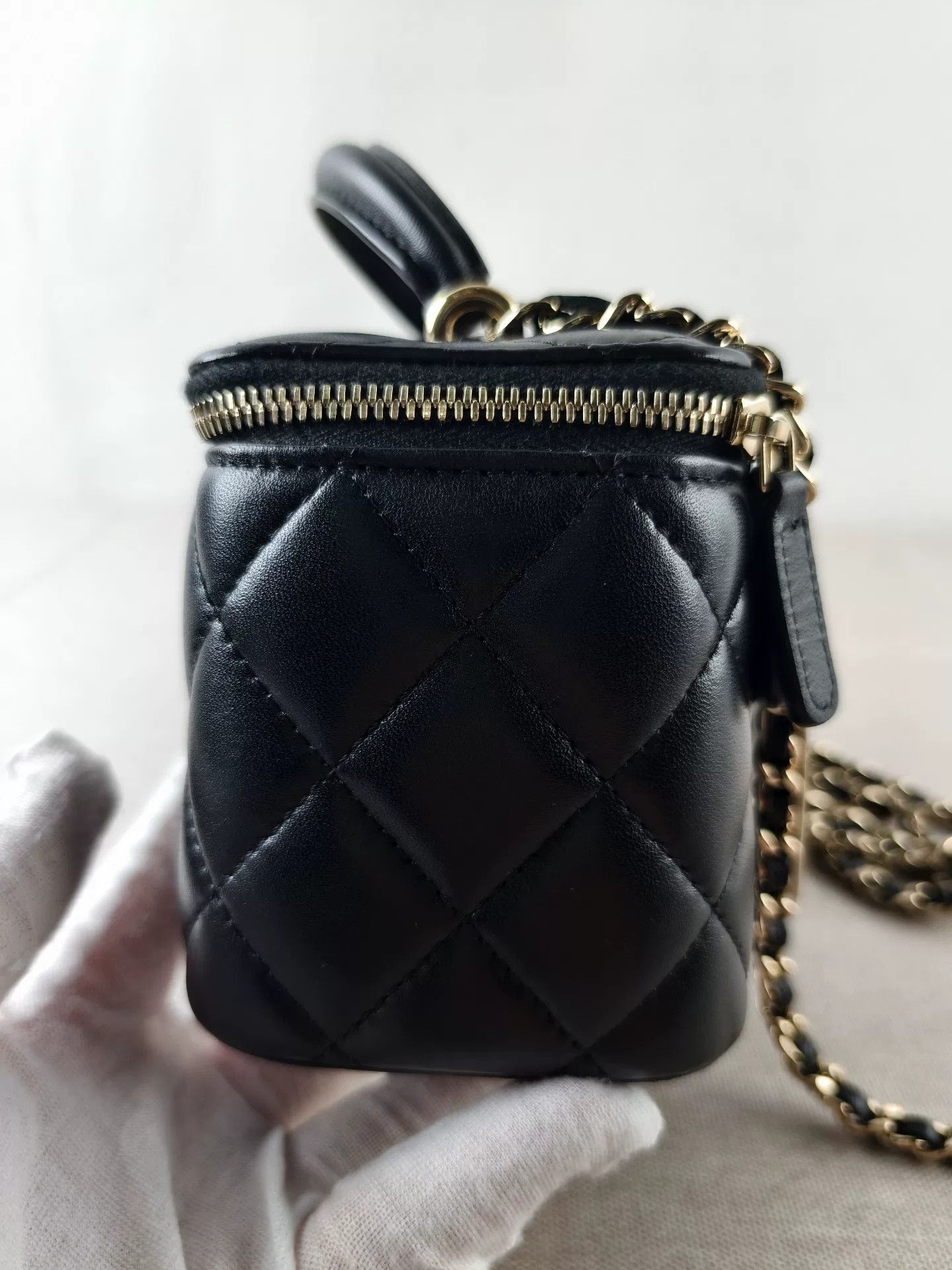Chanel Pre-loved Bag Very good condition Size ONE SIZE - 6 Thumbnail