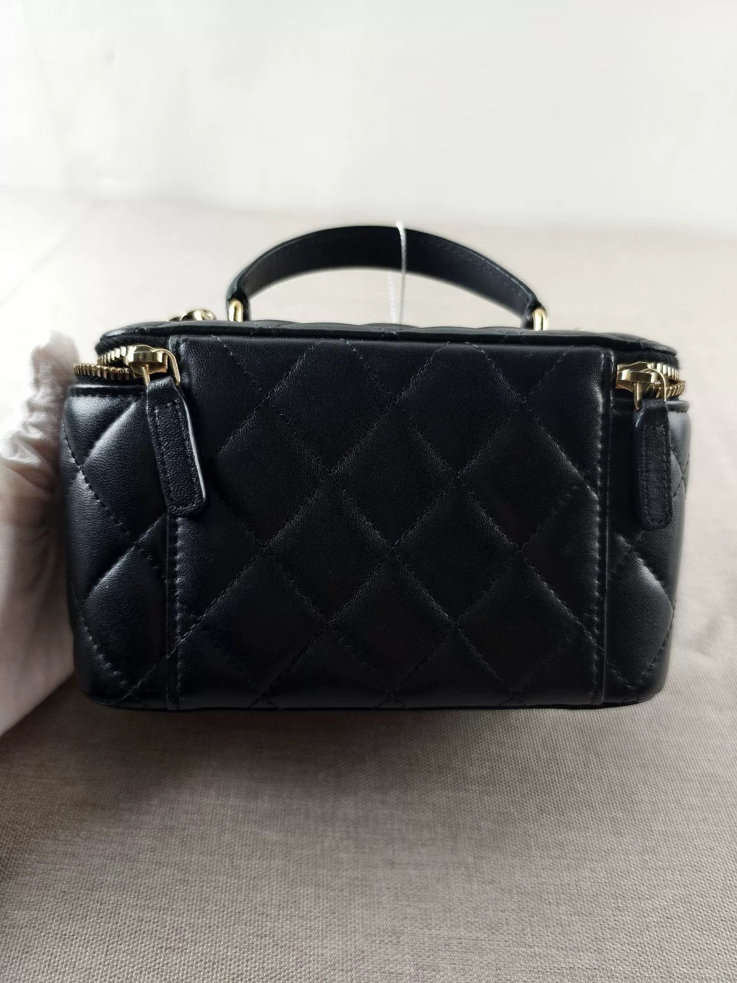 Chanel Pre-loved Bag Very good condition Size ONE SIZE - 3 Thumbnail