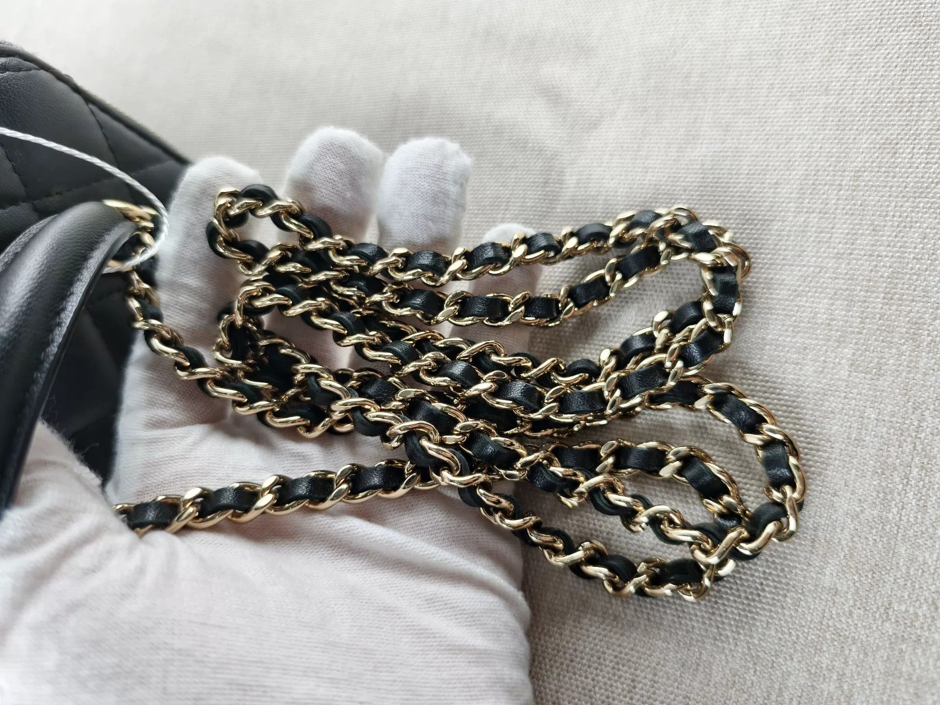 Chanel Pre-loved Bag Very good condition Size ONE SIZE - 9 Thumbnail