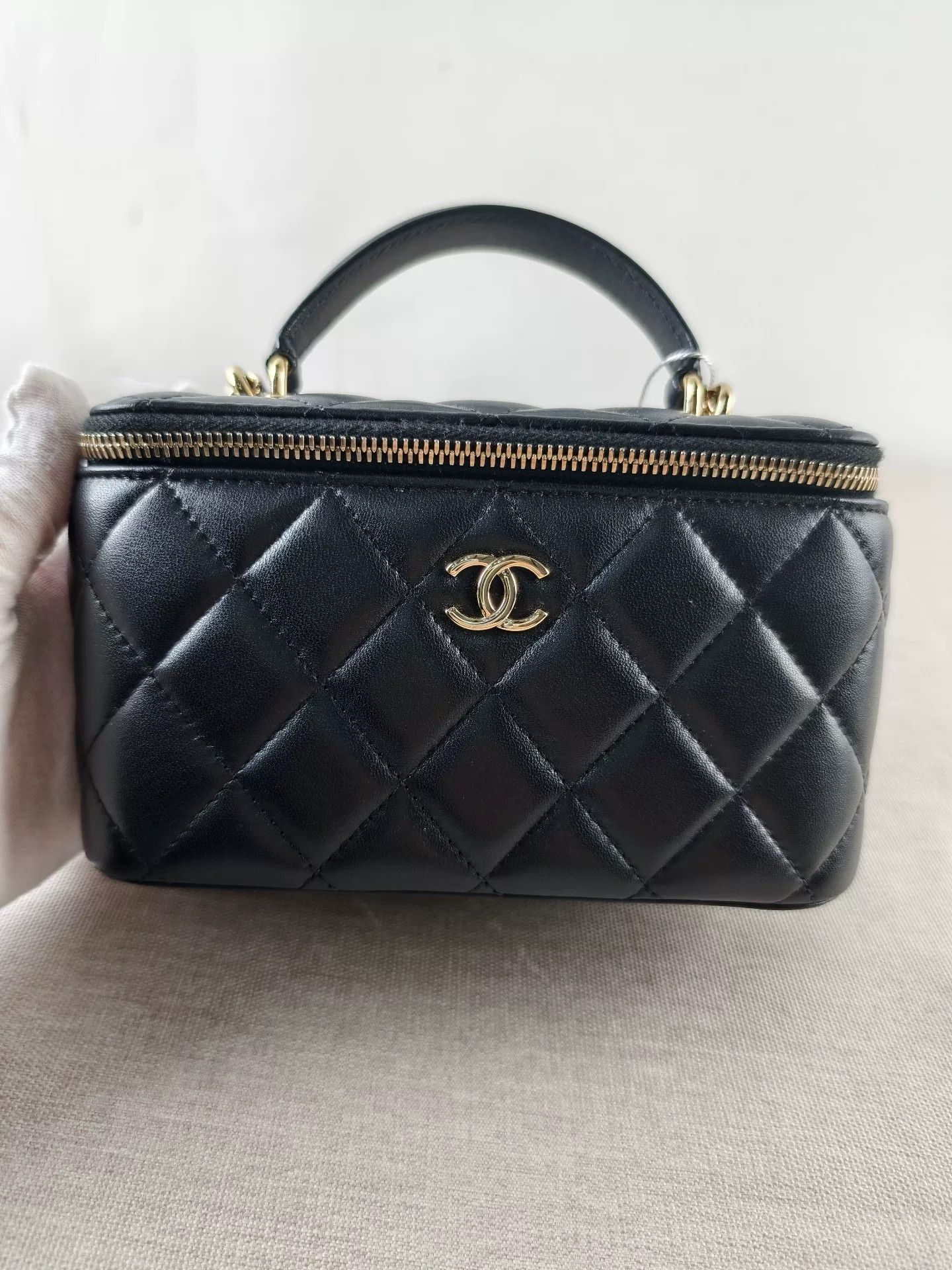 Chanel Pre-loved Bag Very good condition Size ONE SIZE - 8 Thumbnail