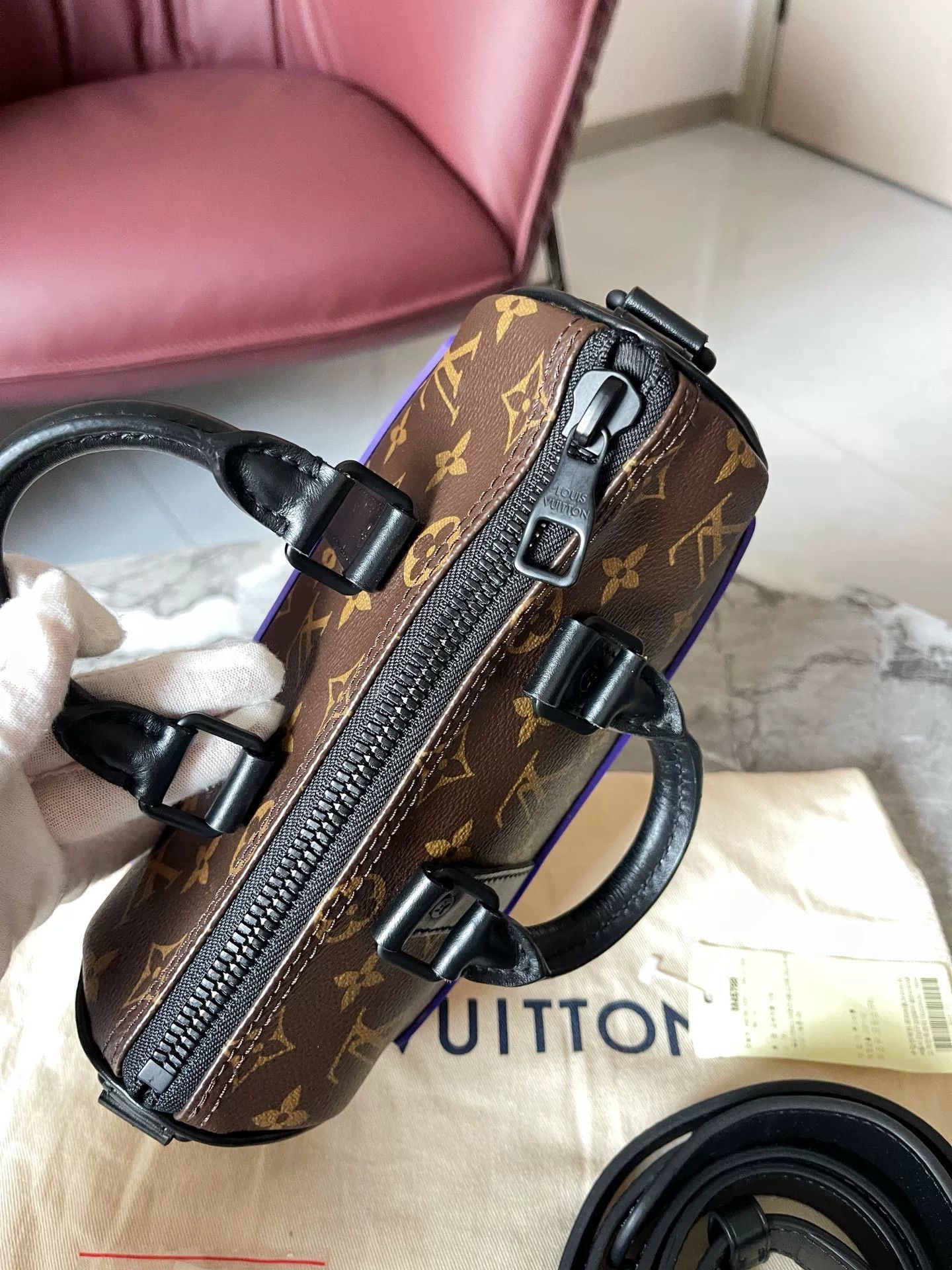 Louis Vuitton Pre-loved Bag Very good condition Size ONE SIZE - 3 Thumbnail