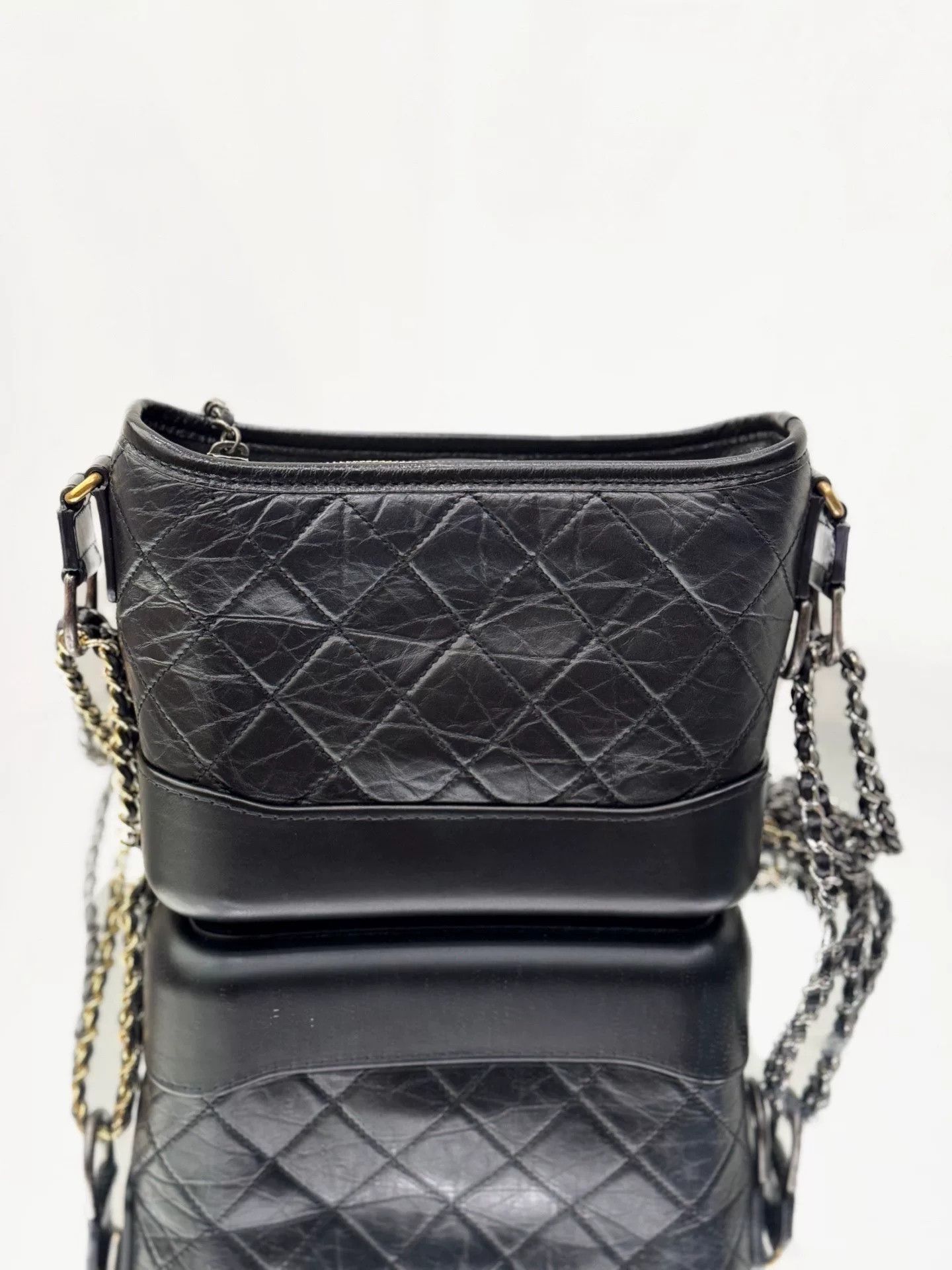 Chanel Pre-loved Bag Very good condition Size ONE SIZE - 5 Thumbnail