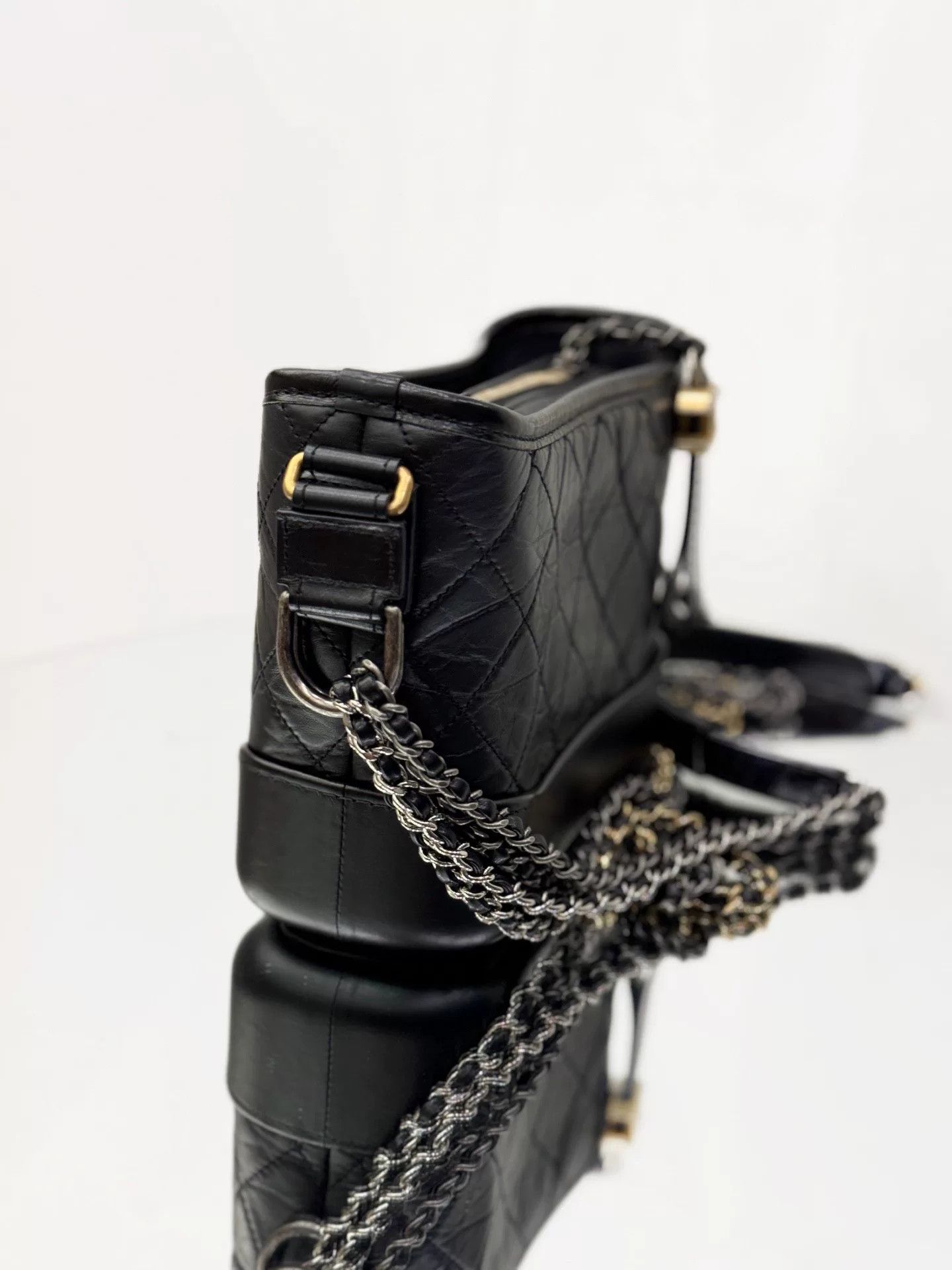 Chanel Pre-loved Bag Very good condition Size ONE SIZE - 4 Thumbnail