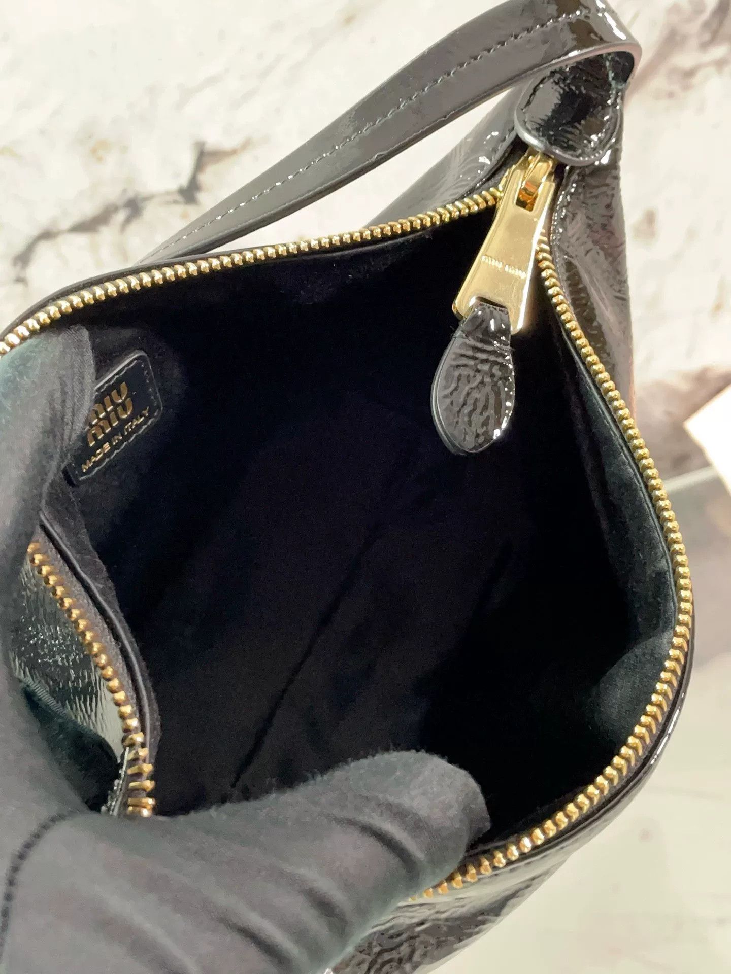 Miu Miu Pre-loved Bag Very good condition Size ONE SIZE - 9 Thumbnail