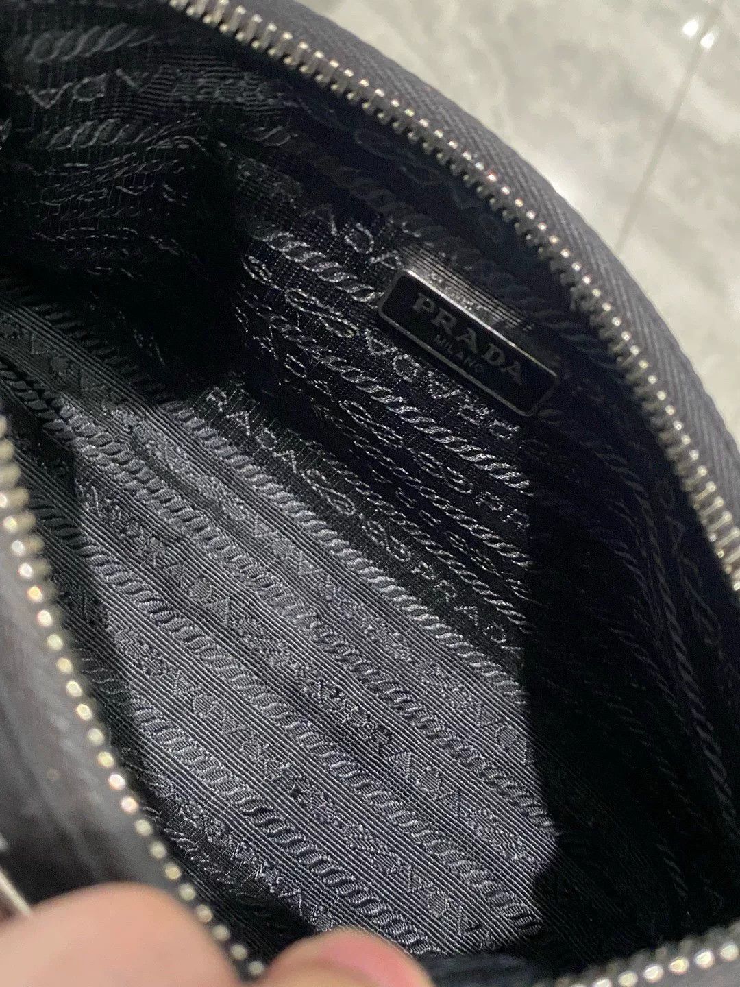 Prada Pre-loved Bag Very good condition Size ONE SIZE - 2 Thumbnail