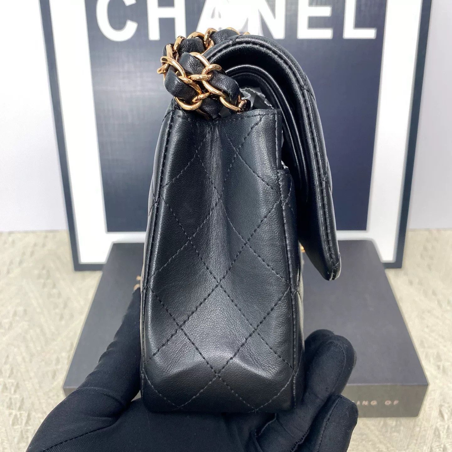 Chanel Pre-loved Bag Very good condition Size ONE SIZE - 3 Thumbnail
