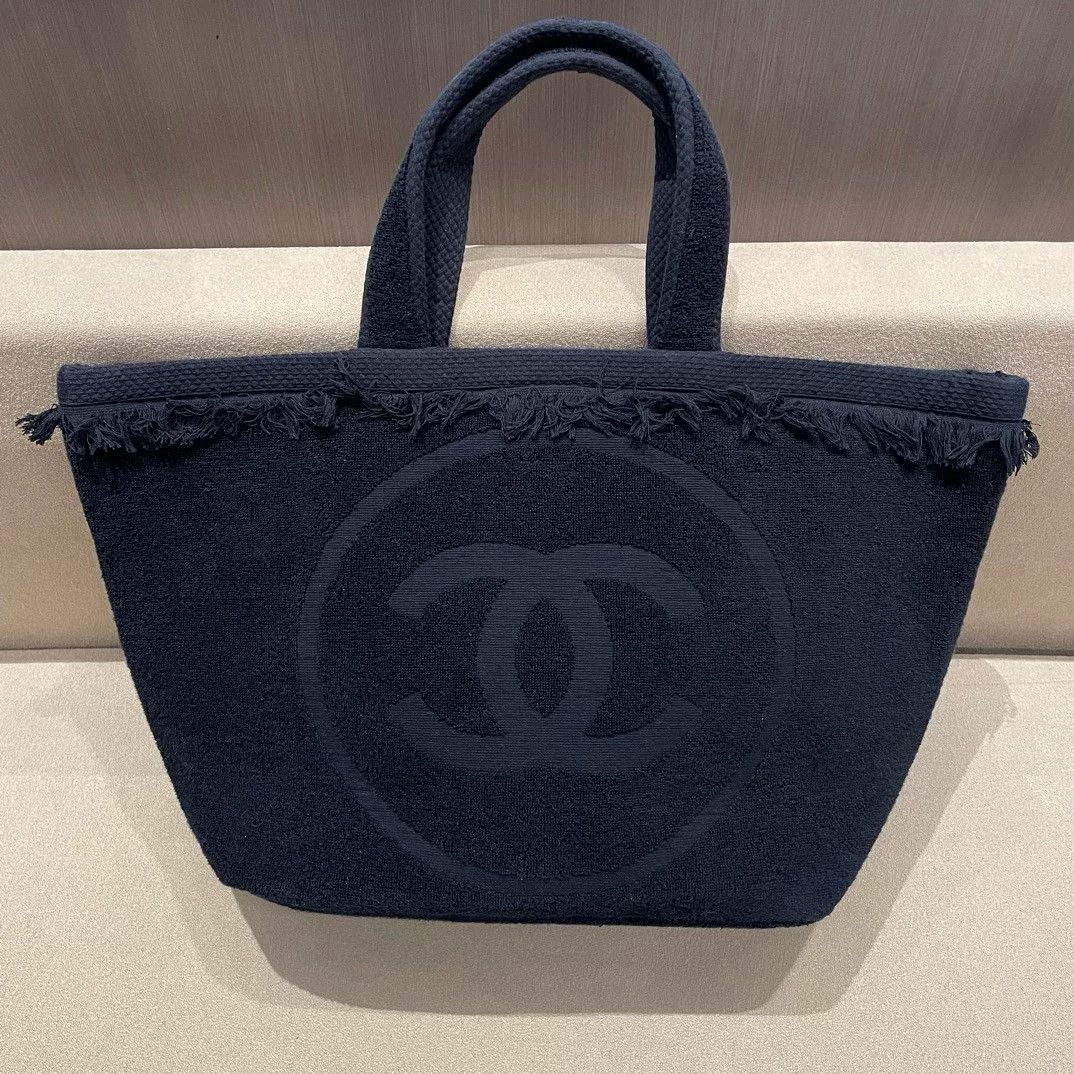 Chanel Pre-loved Bag Very good condition Size ONE SIZE - 3 Thumbnail
