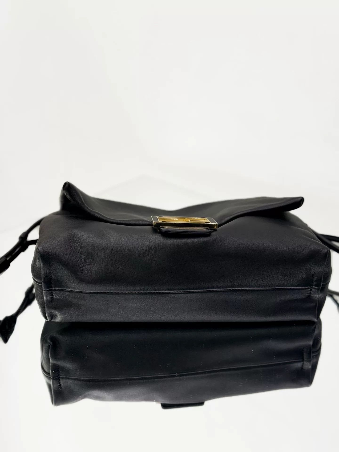 Fendi Pre-loved Bag Very good condition Size ONE SIZE - 5 Thumbnail