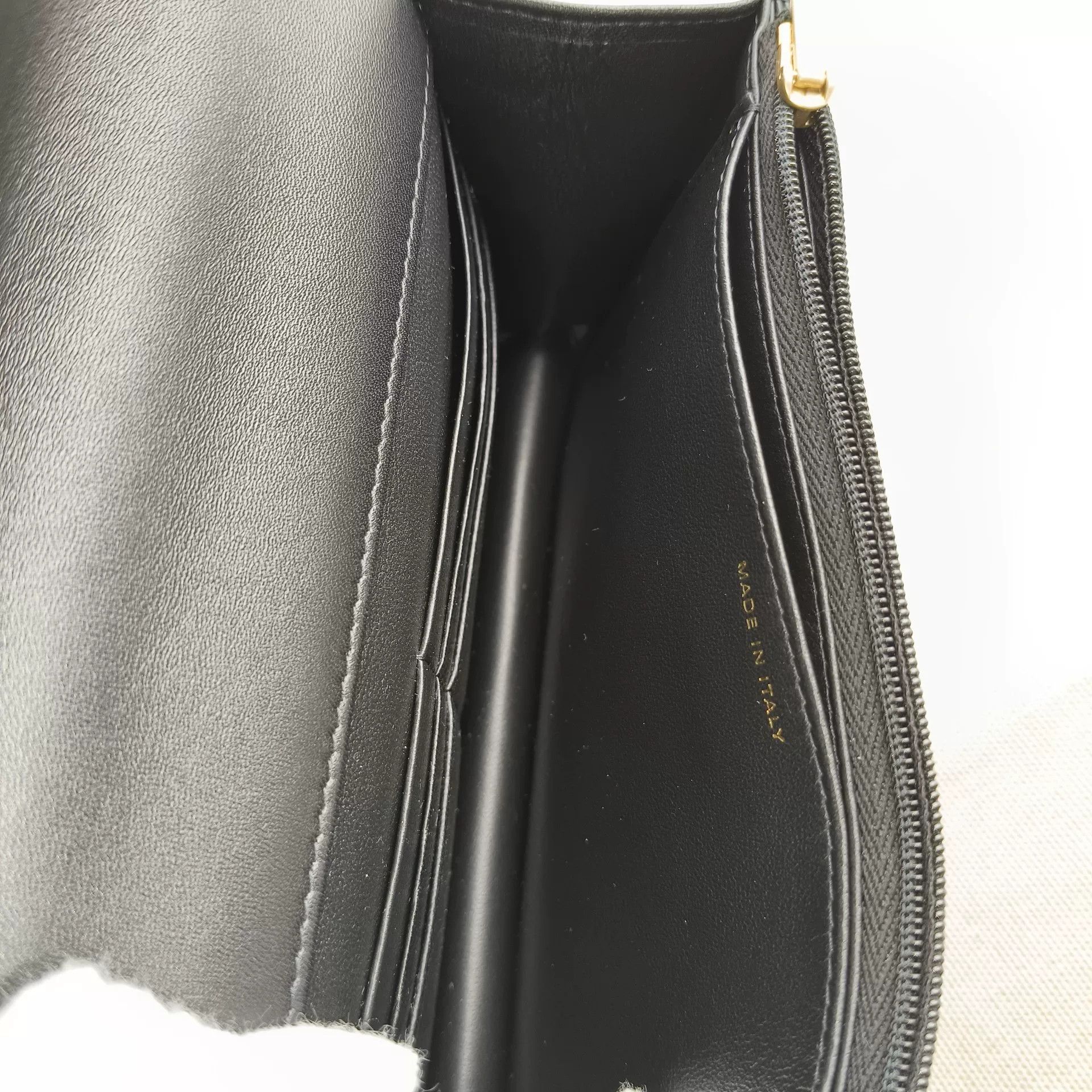 Chanel Pre-loved Bag Very good condition Size ONE SIZE - 5 Thumbnail