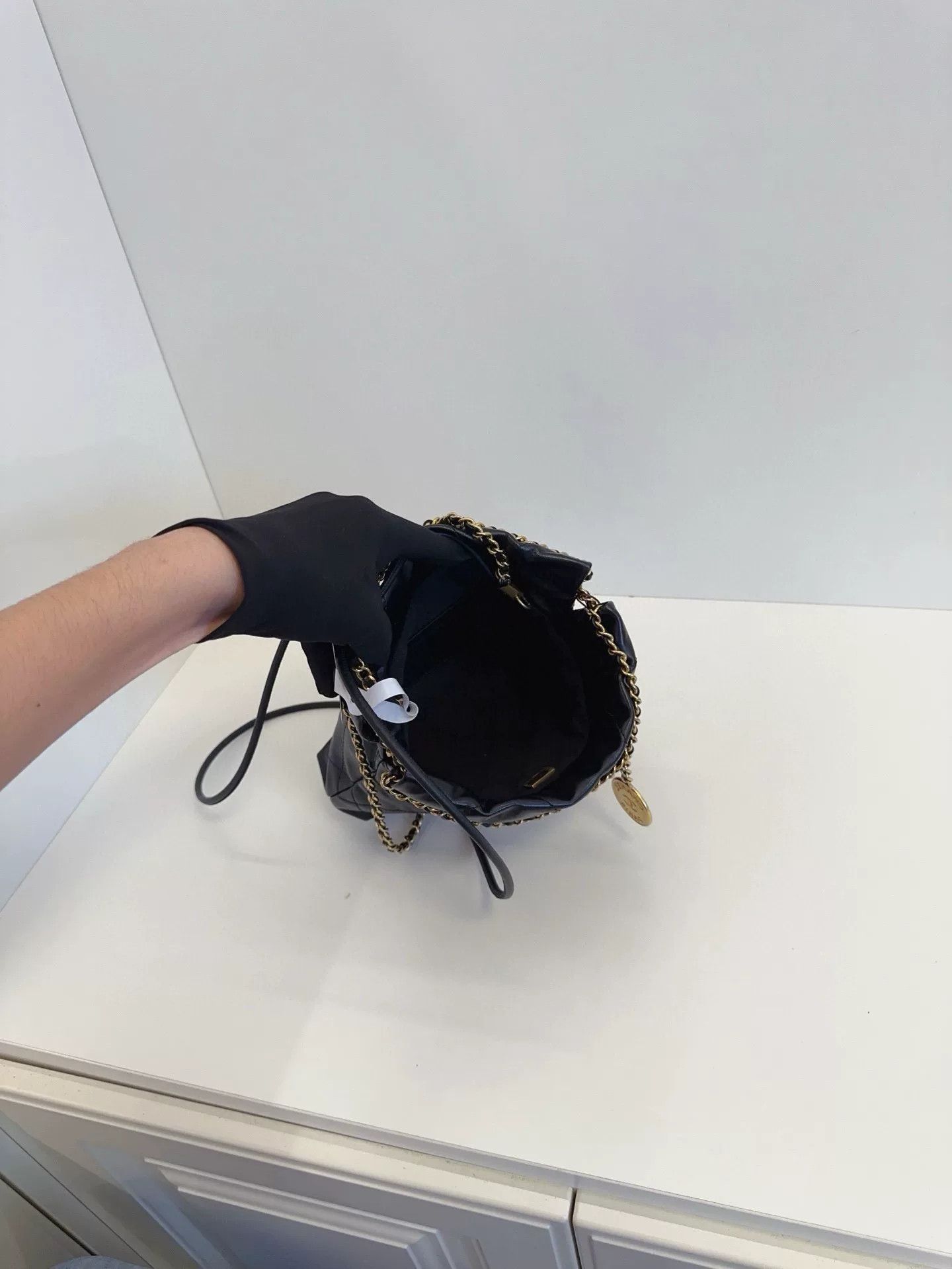 Chanel Pre-loved Bag Very good condition Size ONE SIZE - 8 Thumbnail