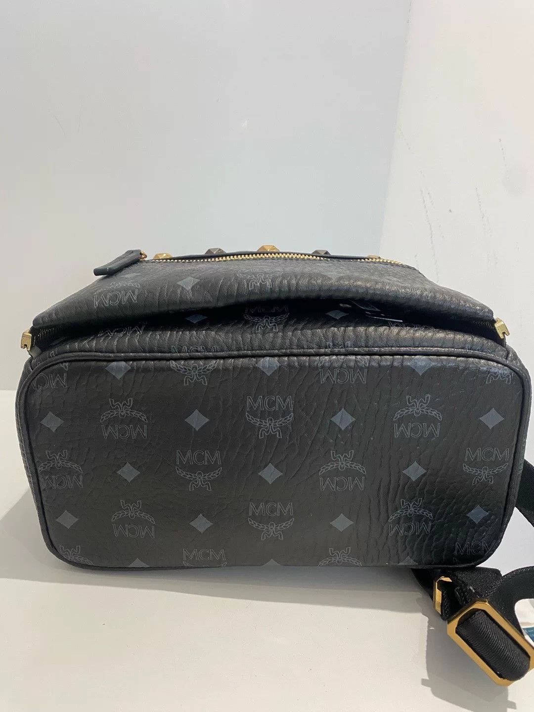 MCM Pre-loved Bag Very good condition Size ONE SIZE - 3 Thumbnail