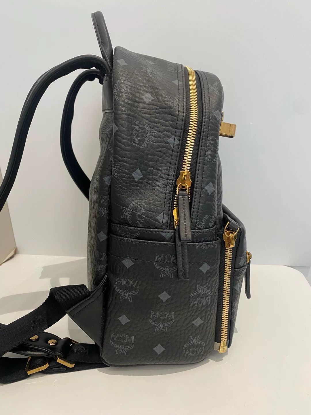 MCM Pre-loved Bag Very good condition Size ONE SIZE - 6 Thumbnail