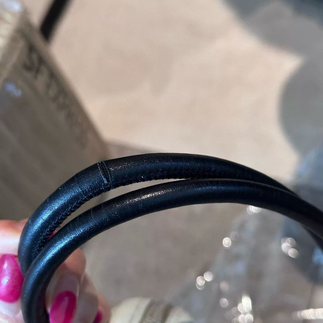 Chanel Pre-loved Bag Very good condition Size ONE SIZE - 5 Thumbnail