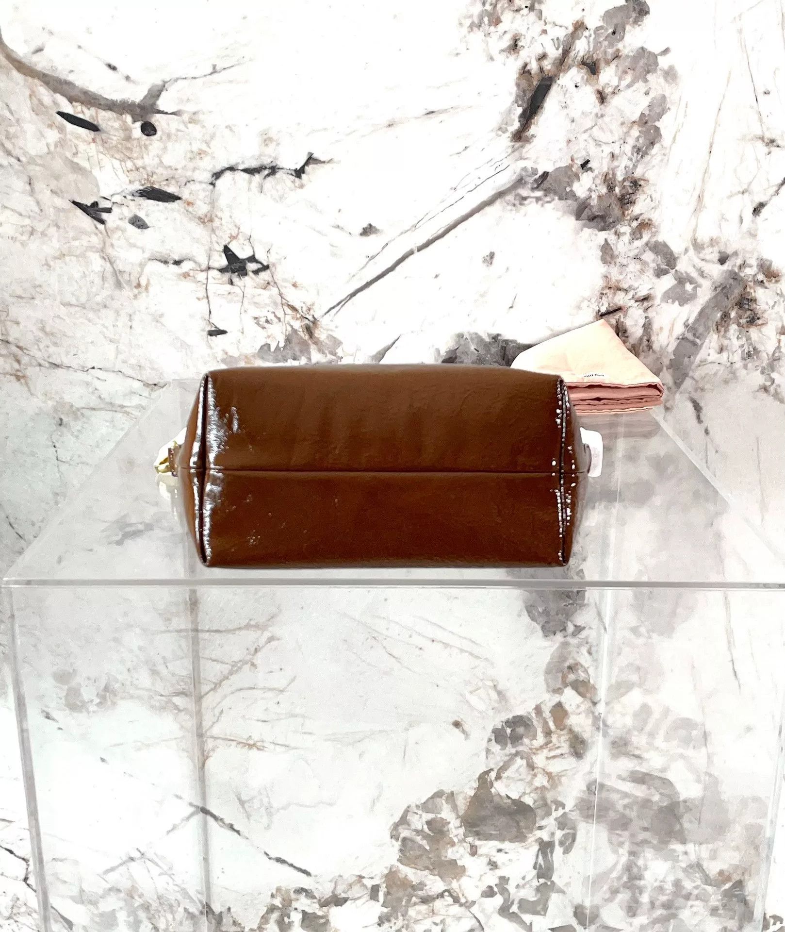 Miu Miu Pre-loved Bag Very good condition Size ONE SIZE - 4 Thumbnail