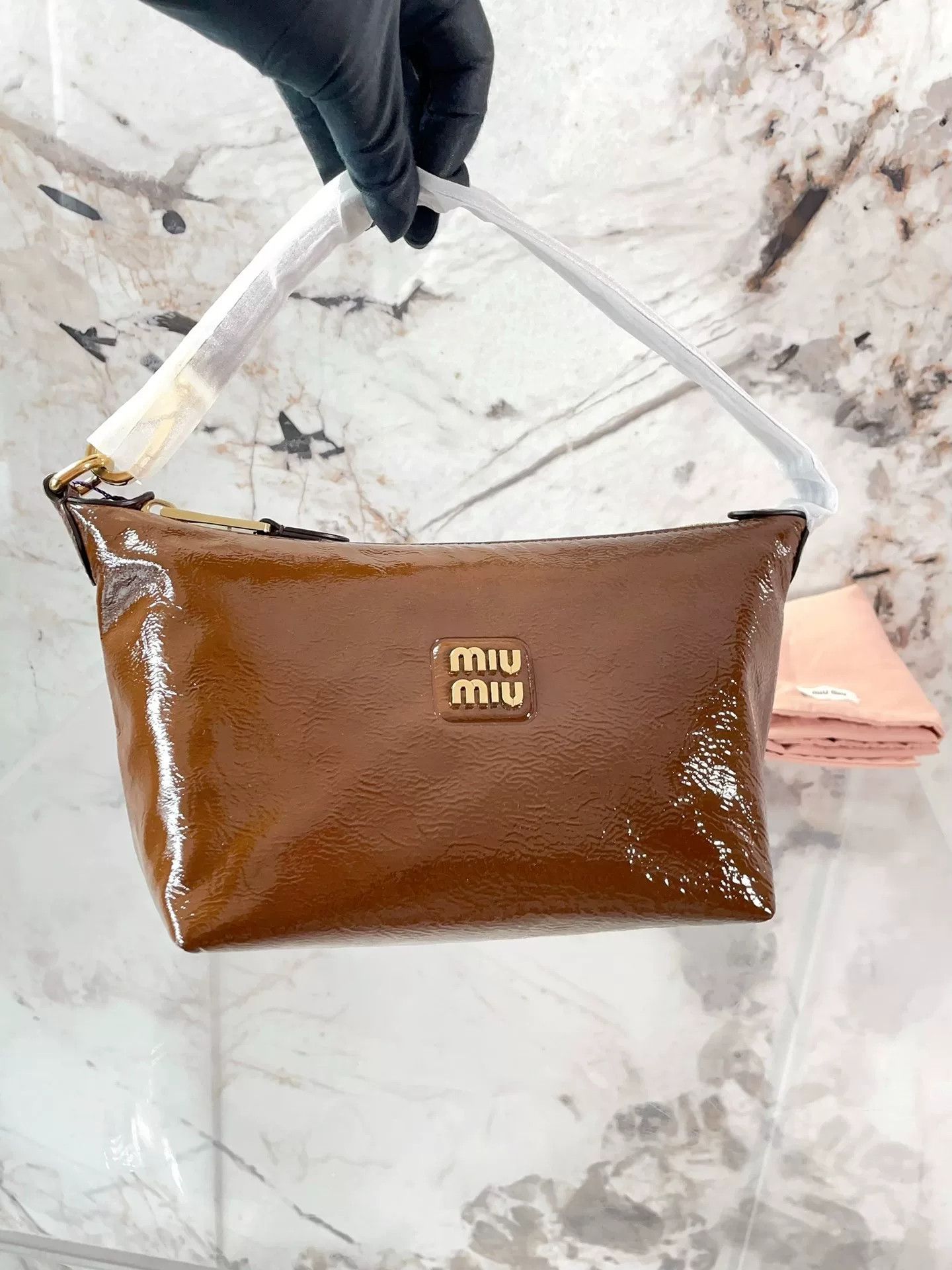 Miu Miu Pre-loved Bag Very good condition Size ONE SIZE - 6 Thumbnail