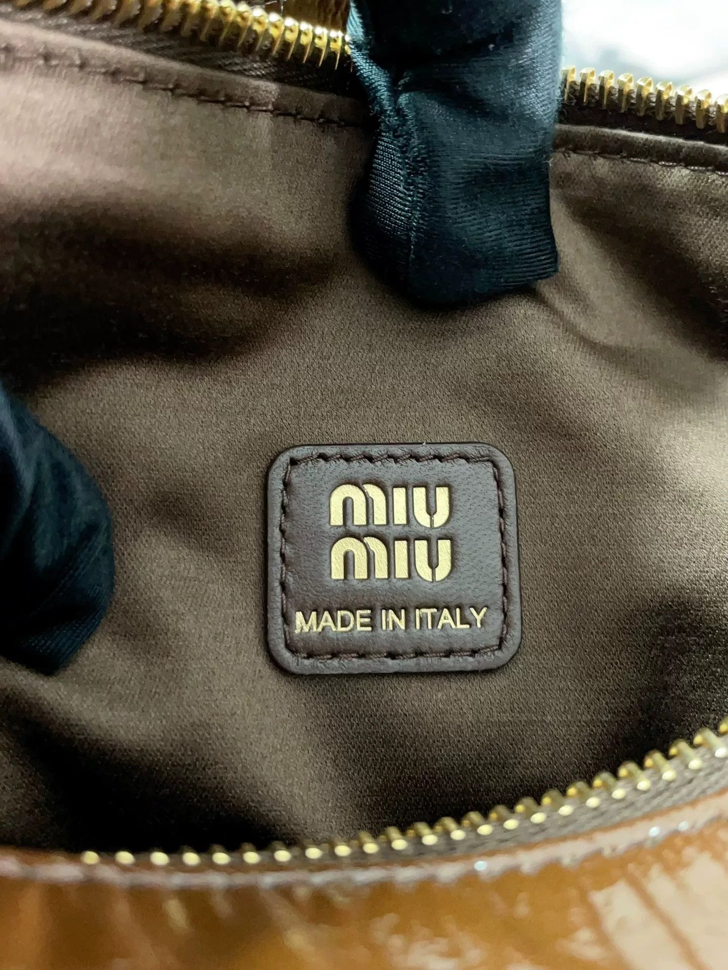 Miu Miu Pre-loved Bag Very good condition Size ONE SIZE - 8 Thumbnail