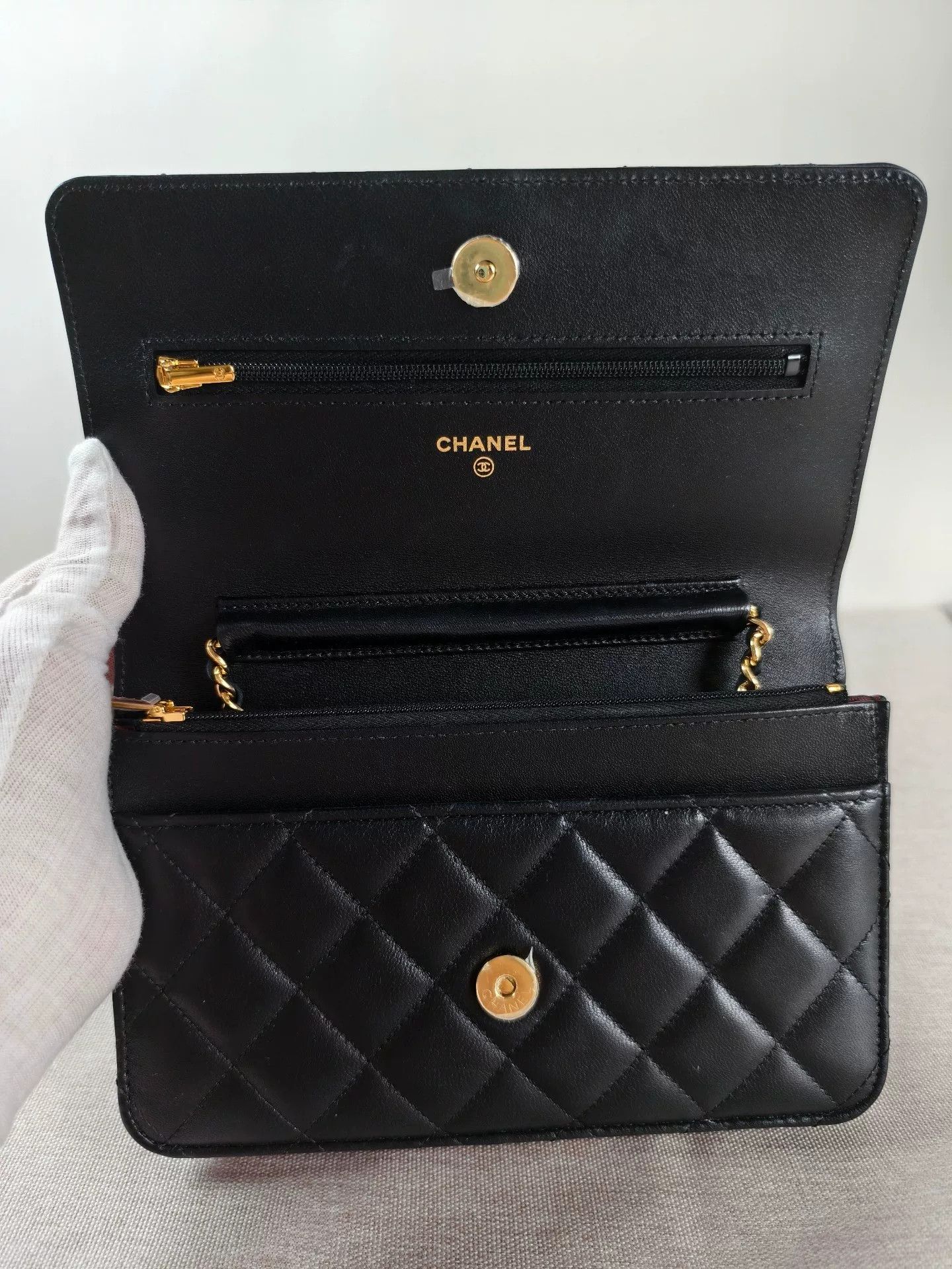 Chanel Pre-loved Bag Very good condition Size ONE SIZE - 3 Thumbnail