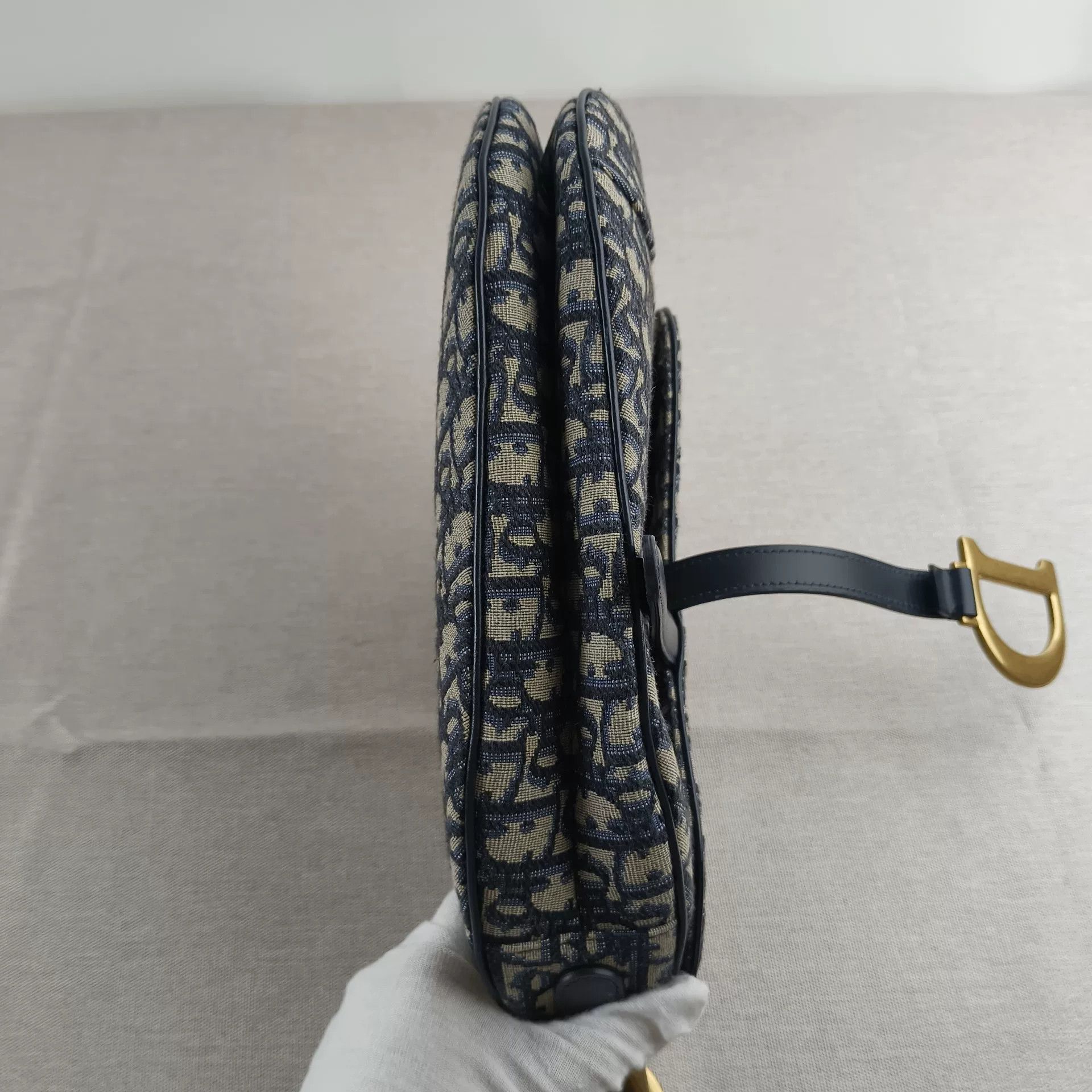 Dior Pre-loved Bag Very good condition Size ONE SIZE - 9 Thumbnail