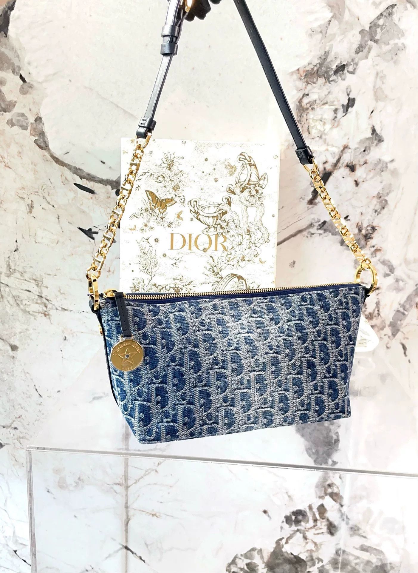 Dior Pre-loved Bag Very good condition Size ONE SIZE - 6 Thumbnail