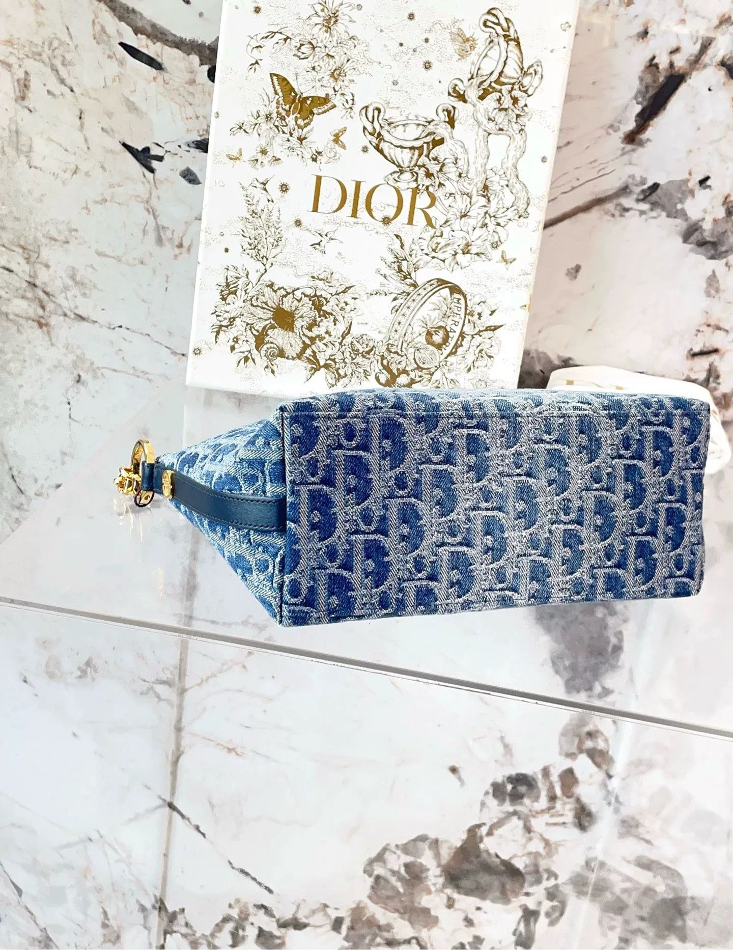 Dior Pre-loved Bag Very good condition Size ONE SIZE - 5 Thumbnail