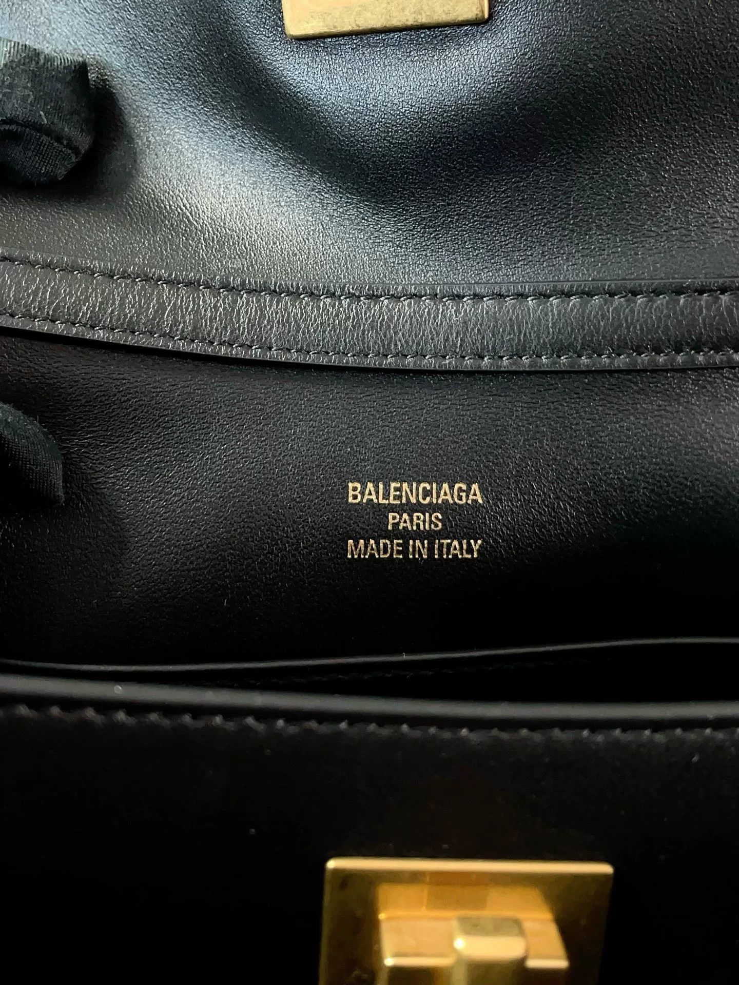 Balenciaga Pre-loved Bag Very good condition Size ONE SIZE - 8 Thumbnail