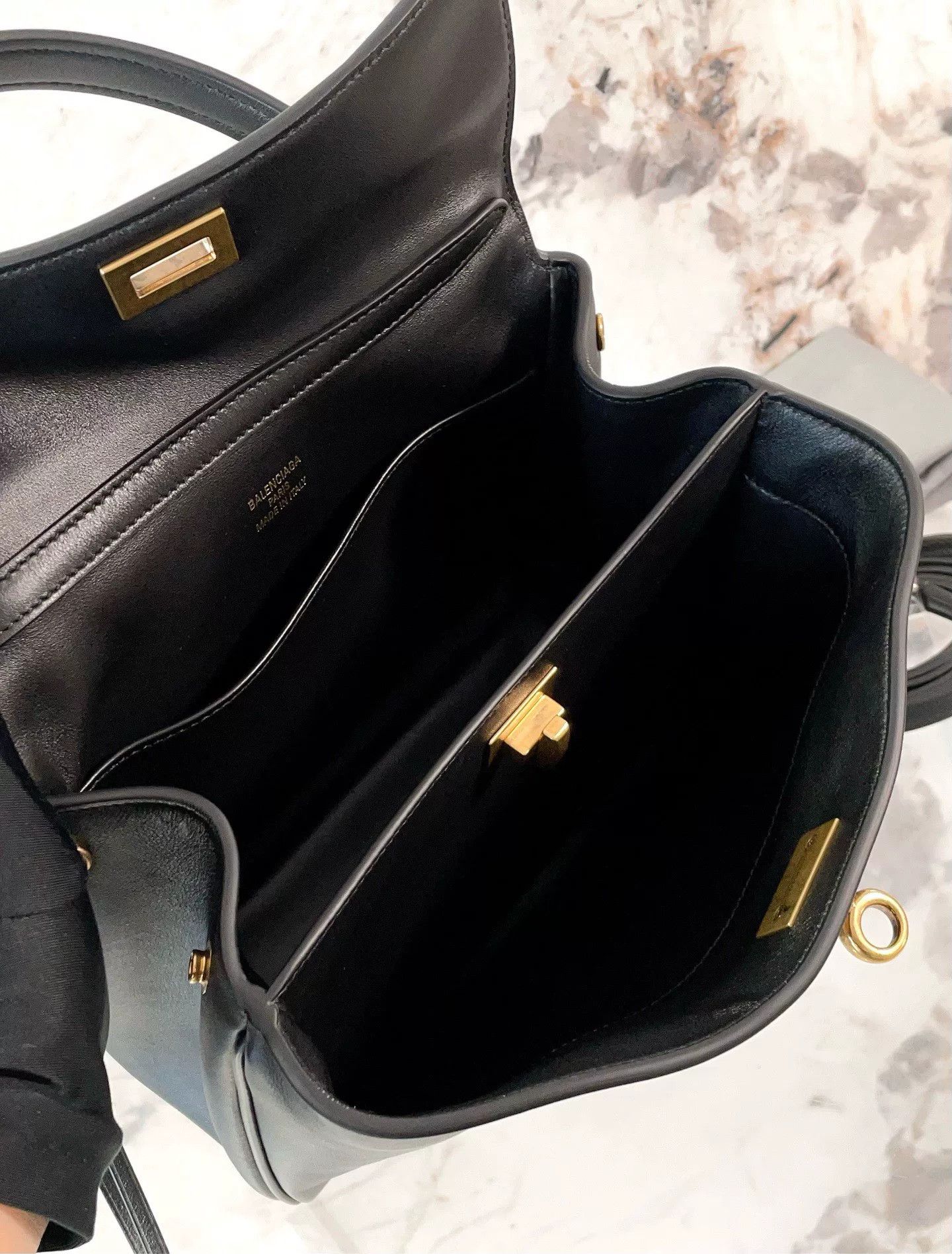 Balenciaga Pre-loved Bag Very good condition Size ONE SIZE - 9 Thumbnail