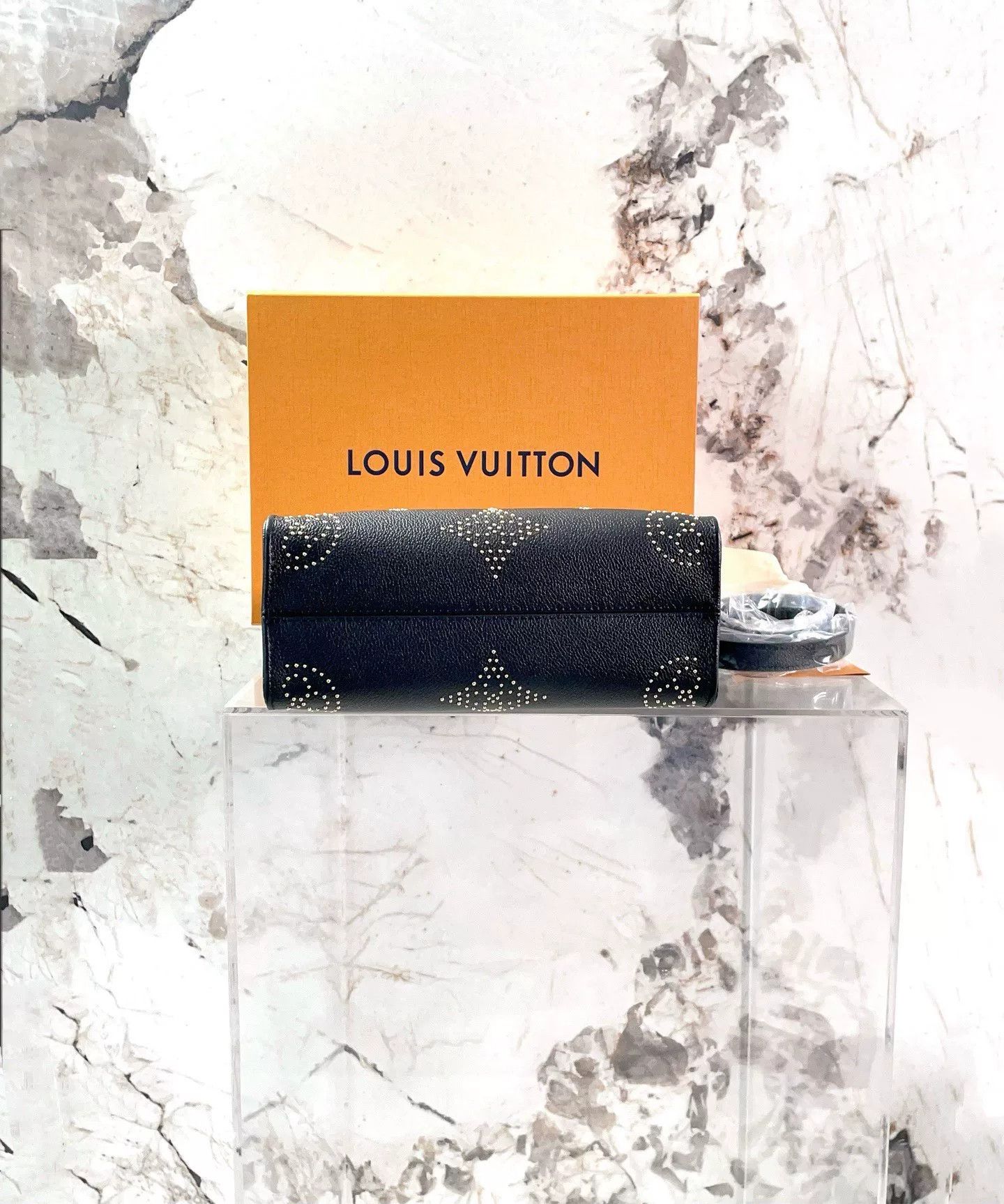 Louis Vuitton Pre-loved Bag Very good condition Size ONE SIZE - 4 Thumbnail