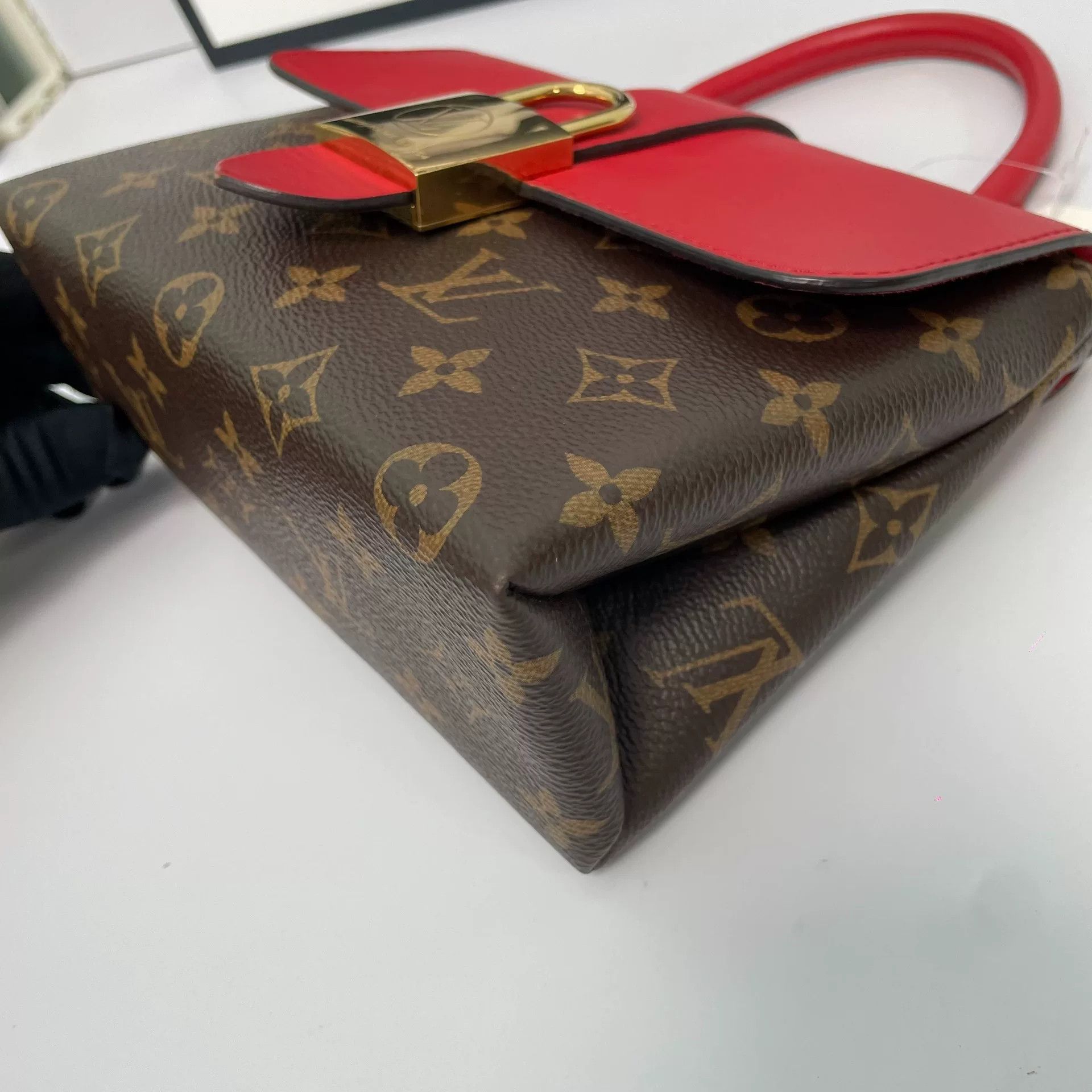 Louis Vuitton Pre-loved Bag Very good condition Size ONE SIZE - 6 Thumbnail