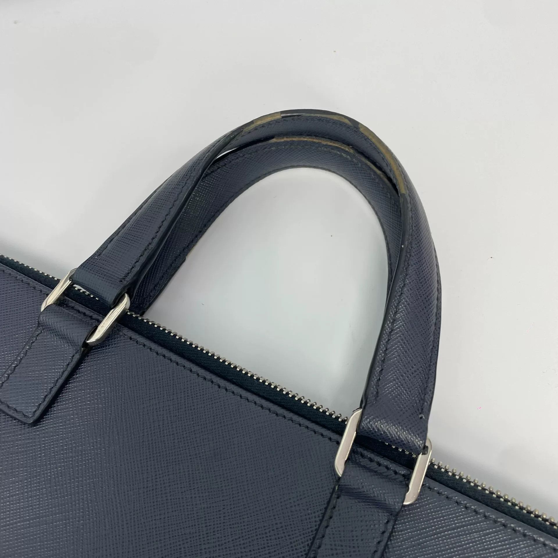 Prada Pre-loved Bag Very good condition Size ONE SIZE - 7 Thumbnail