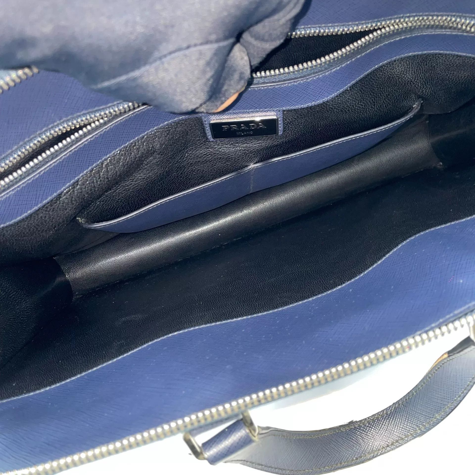 Prada Pre-loved Bag Very good condition Size ONE SIZE - 9 Thumbnail