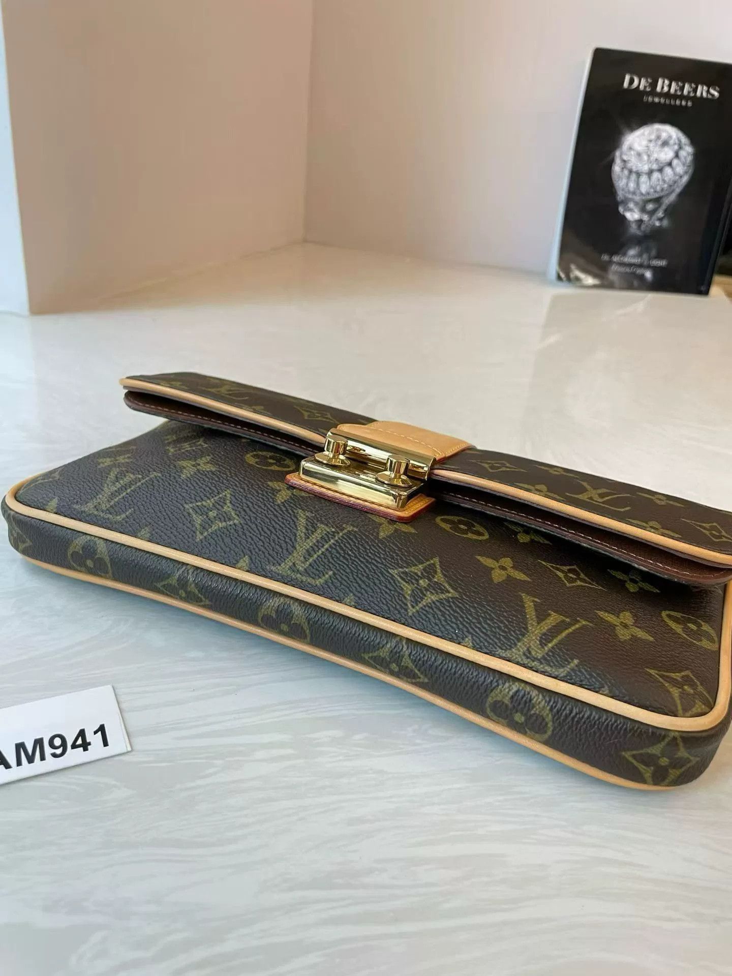 Louis Vuitton Pre-loved Bag Very good condition Size ONE SIZE - 5 Thumbnail