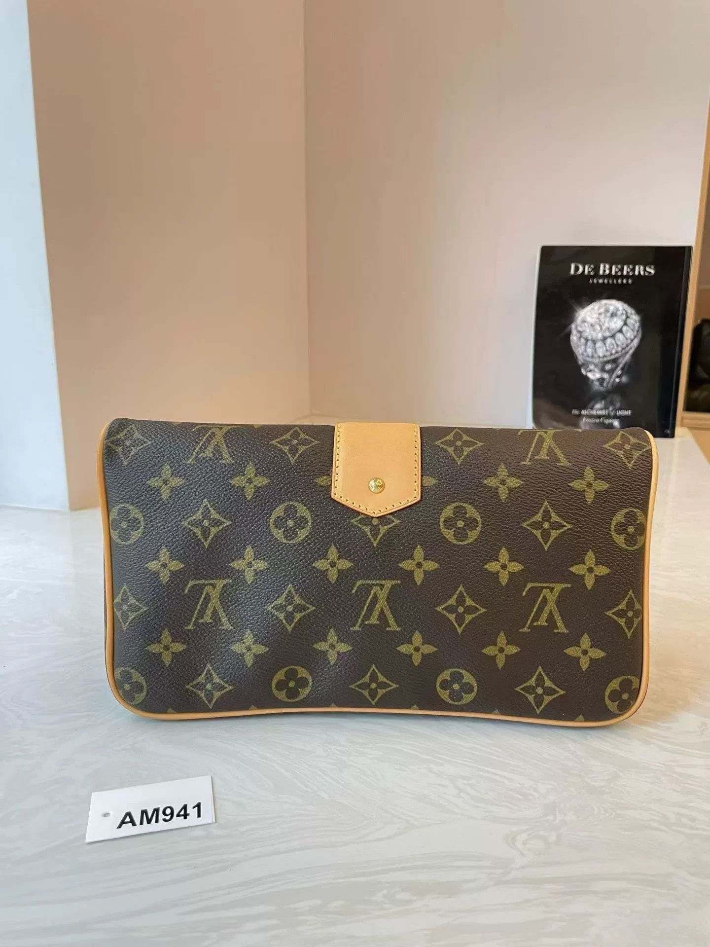 Louis Vuitton Pre-loved Bag Very good condition Size ONE SIZE - 2 Thumbnail