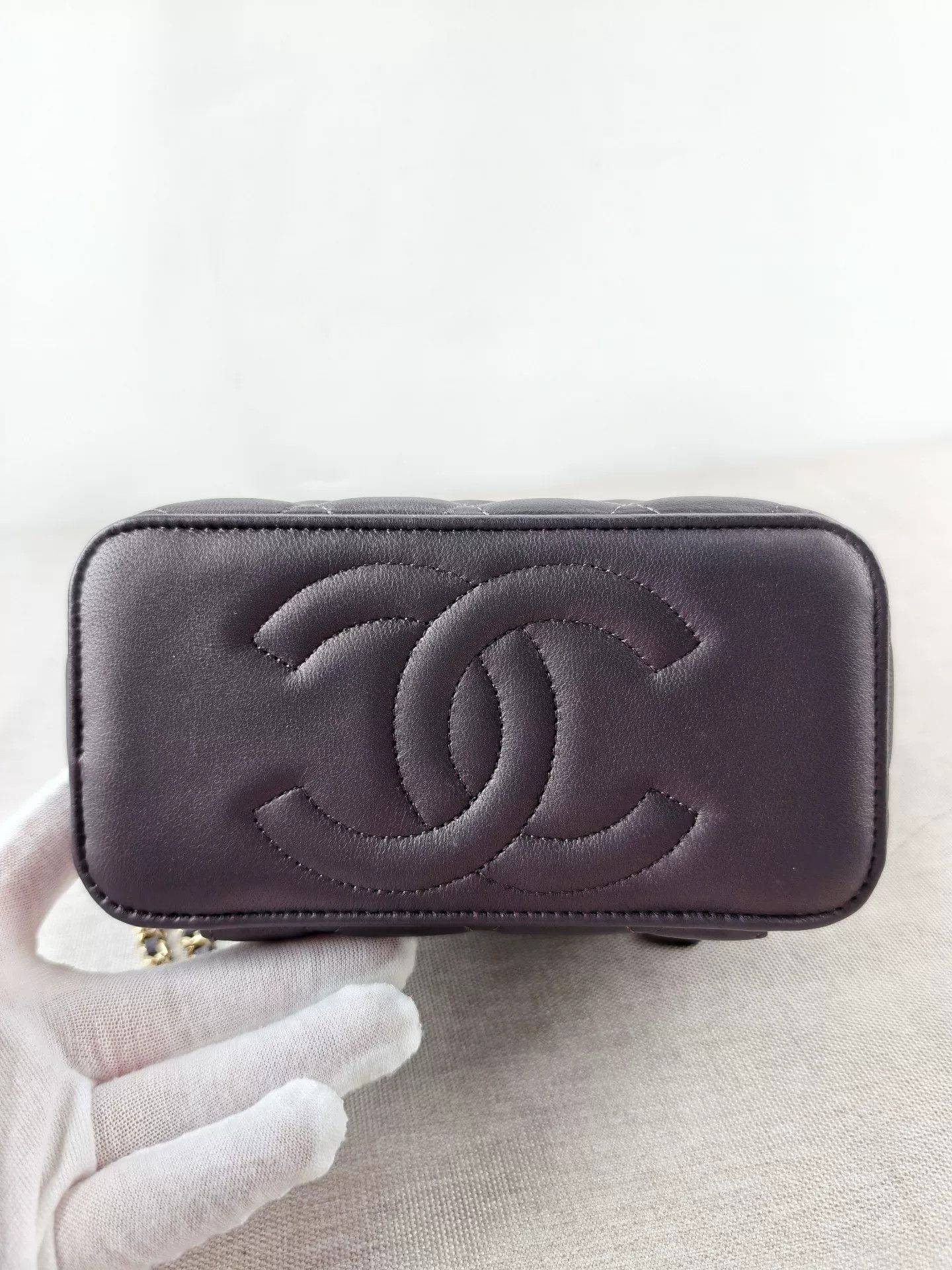 Chanel Pre-loved Bag Very good condition Size ONE SIZE - 4 Thumbnail