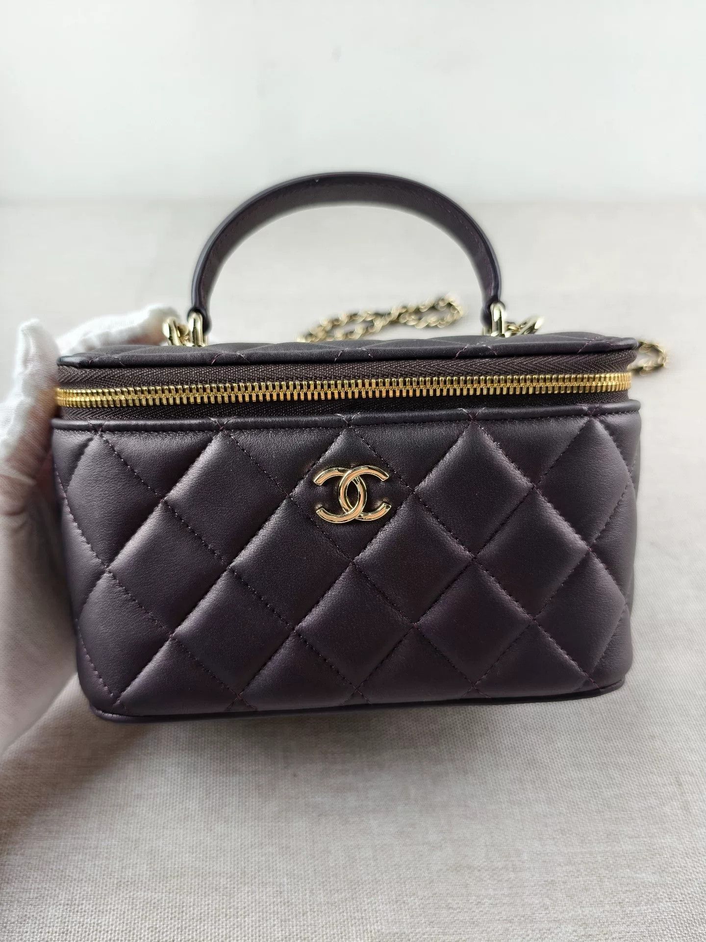 Chanel Pre-loved Bag Very good condition Size ONE SIZE - 8 Thumbnail