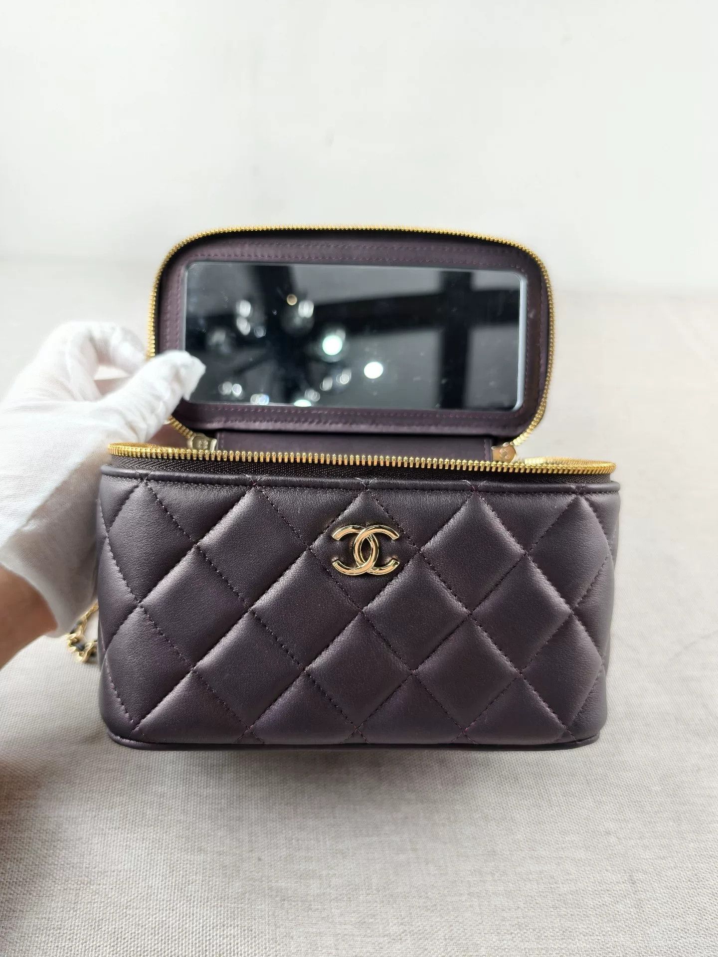 Chanel Pre-loved Bag Very good condition Size ONE SIZE - 3 Thumbnail