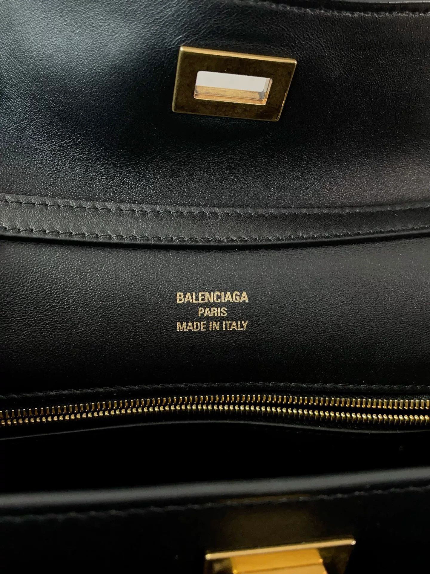 Balenciaga Pre-loved Bag Very good condition Size ONE SIZE - 8 Thumbnail