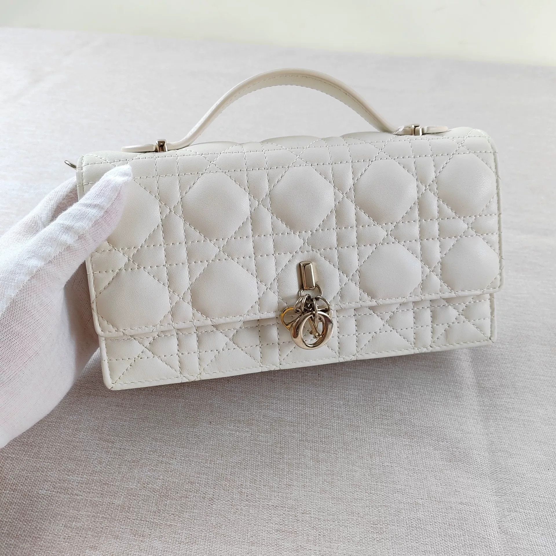 Dior Pre-loved Bag Very good condition Size ONE SIZE - 3 Thumbnail
