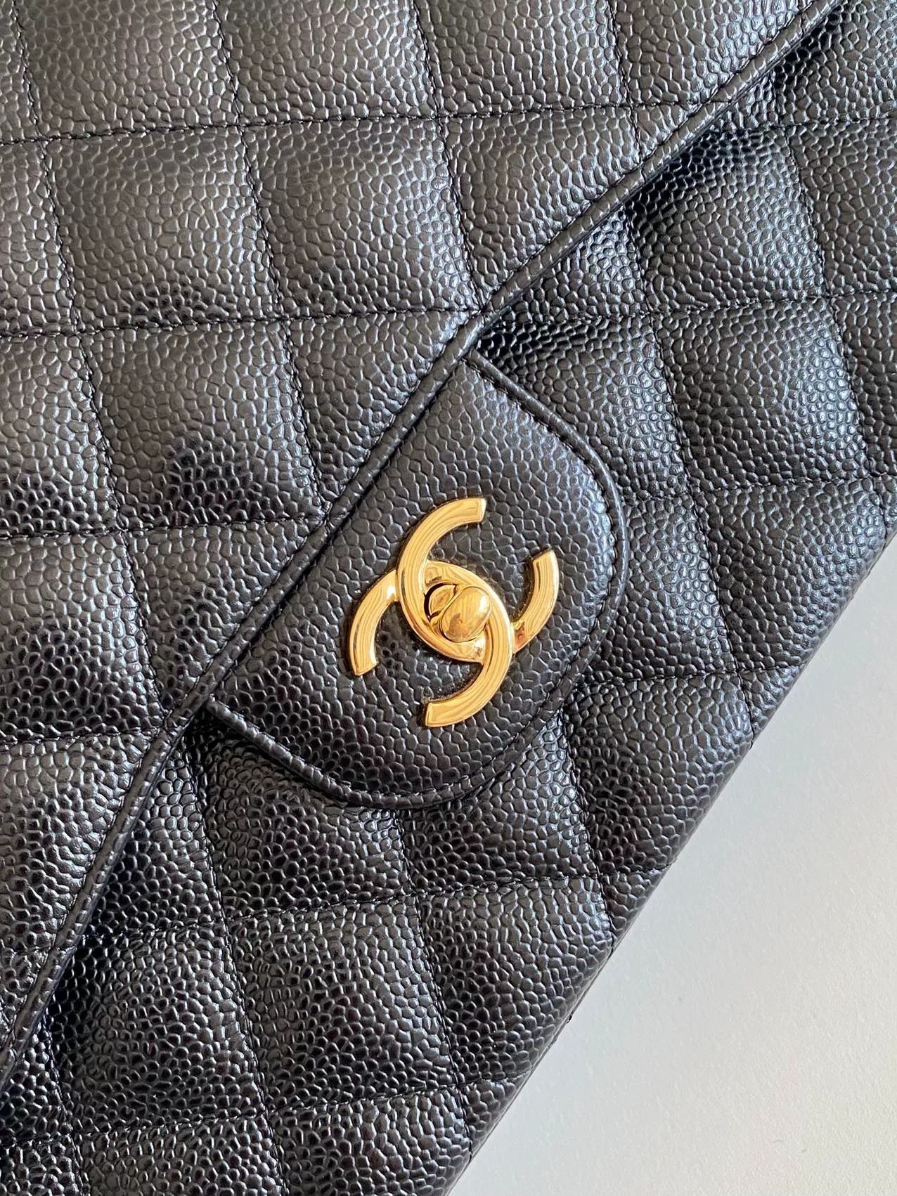 Chanel Pre-loved Bag Very good condition Size ONE SIZE - 9 Thumbnail