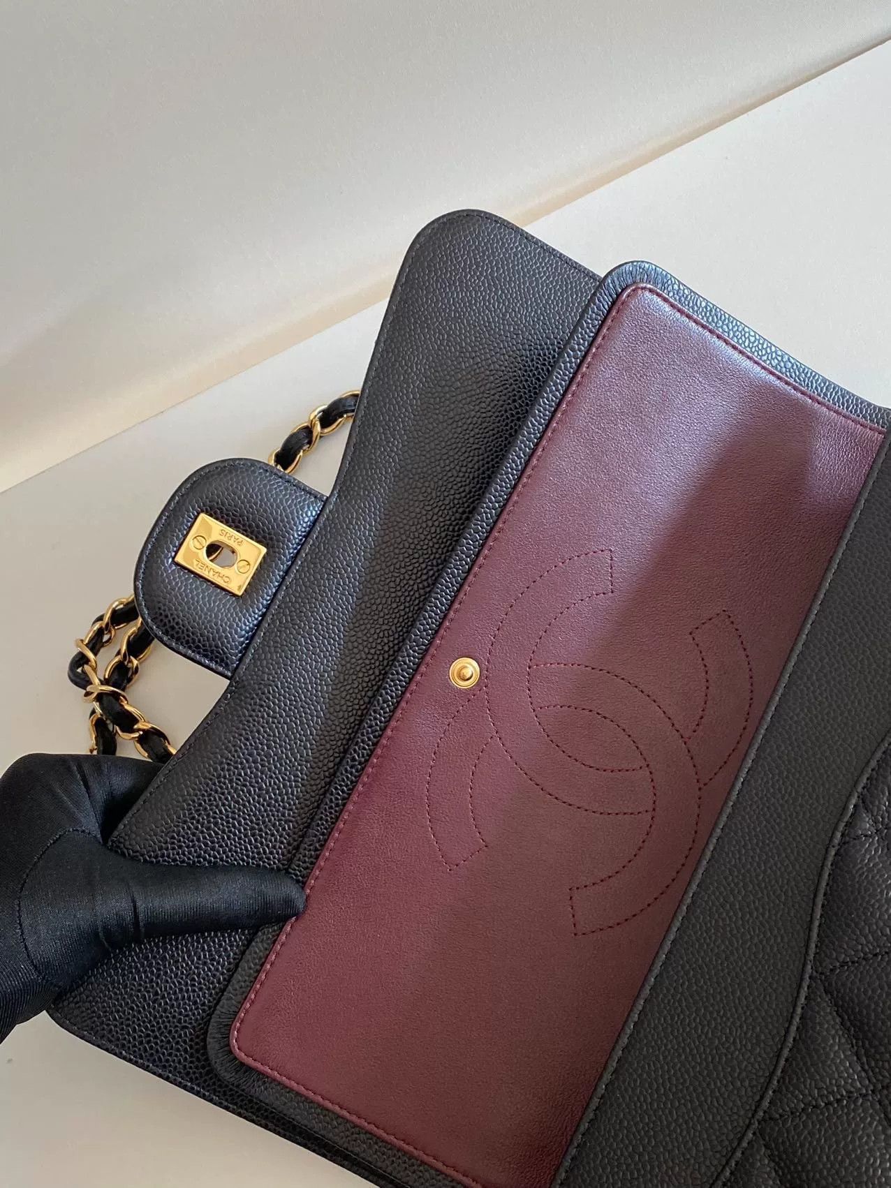 Chanel Pre-loved Bag Very good condition Size ONE SIZE - 7 Thumbnail