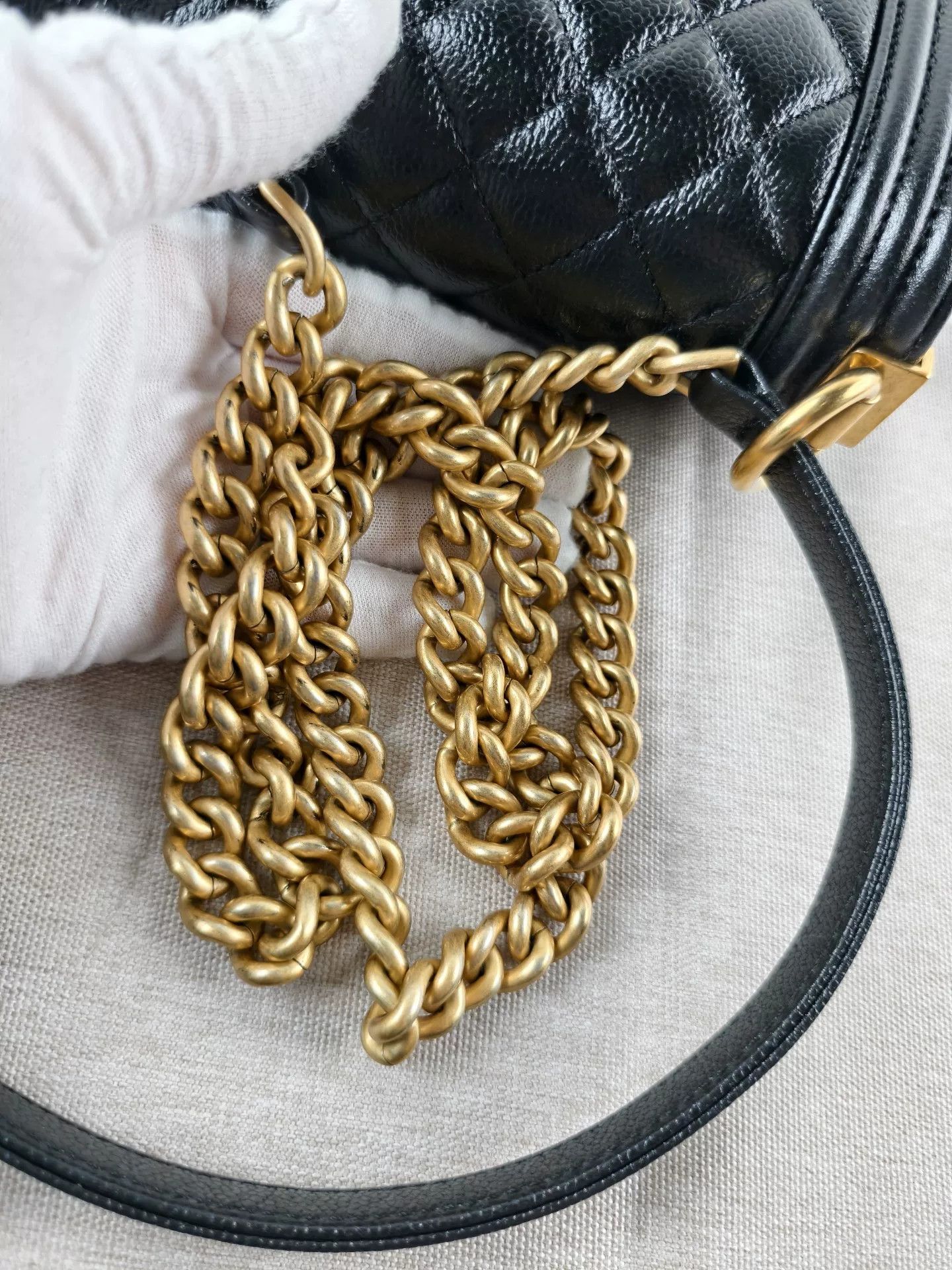 Chanel Pre-loved Bag Very good condition Size ONE SIZE - 9 Thumbnail