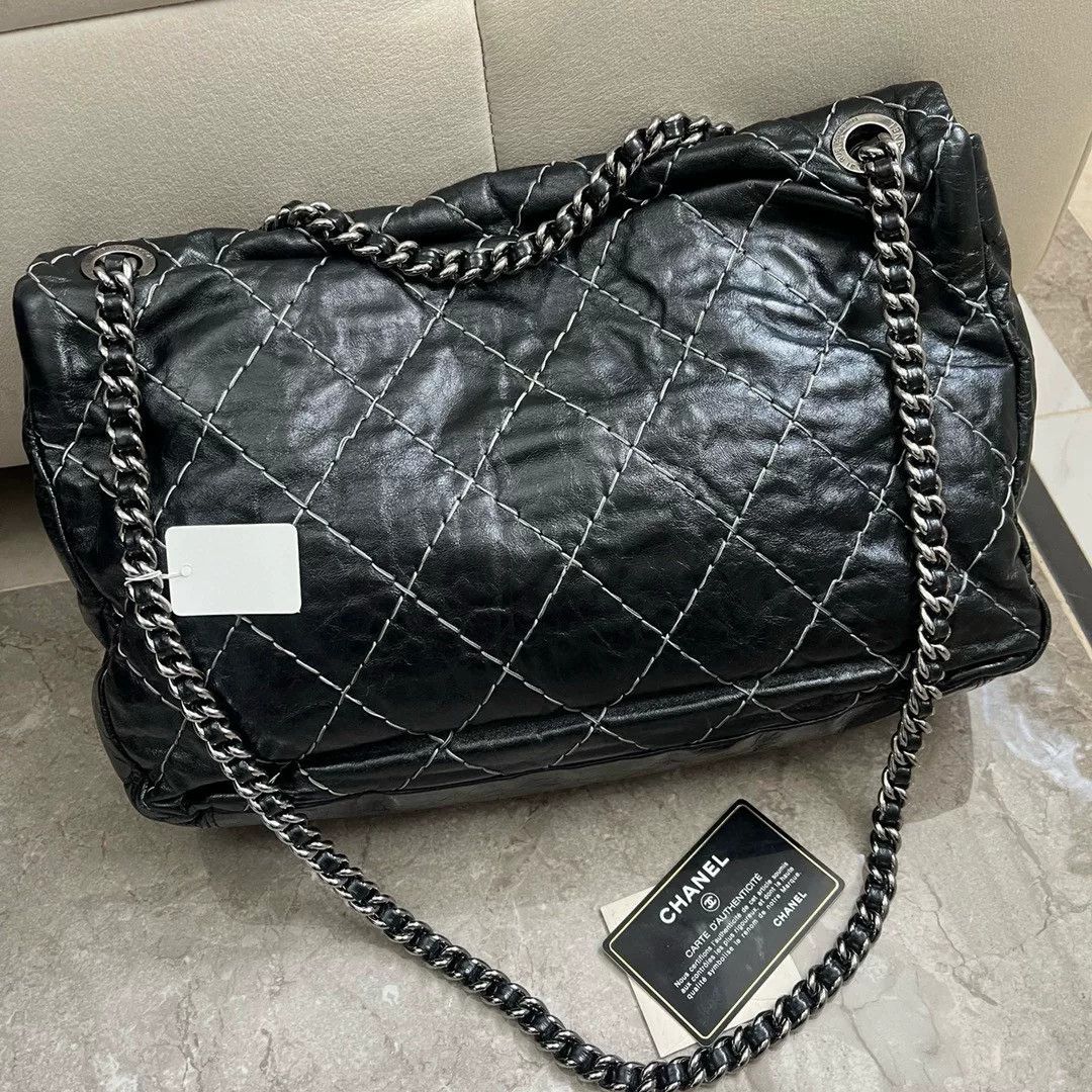 Chanel Pre-loved Bag Very good condition Size ONE SIZE - 2 Thumbnail