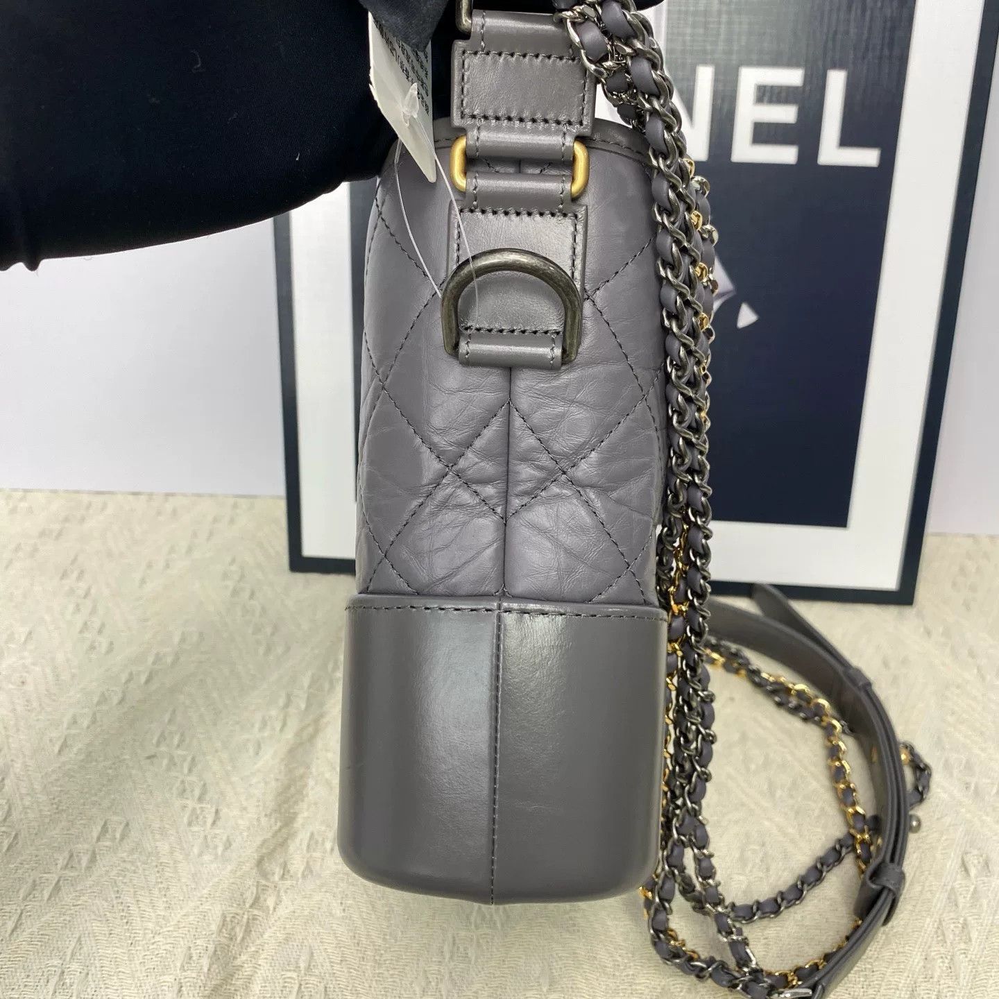 Chanel Pre-loved Bag Very good condition Size ONE SIZE - 2 Thumbnail