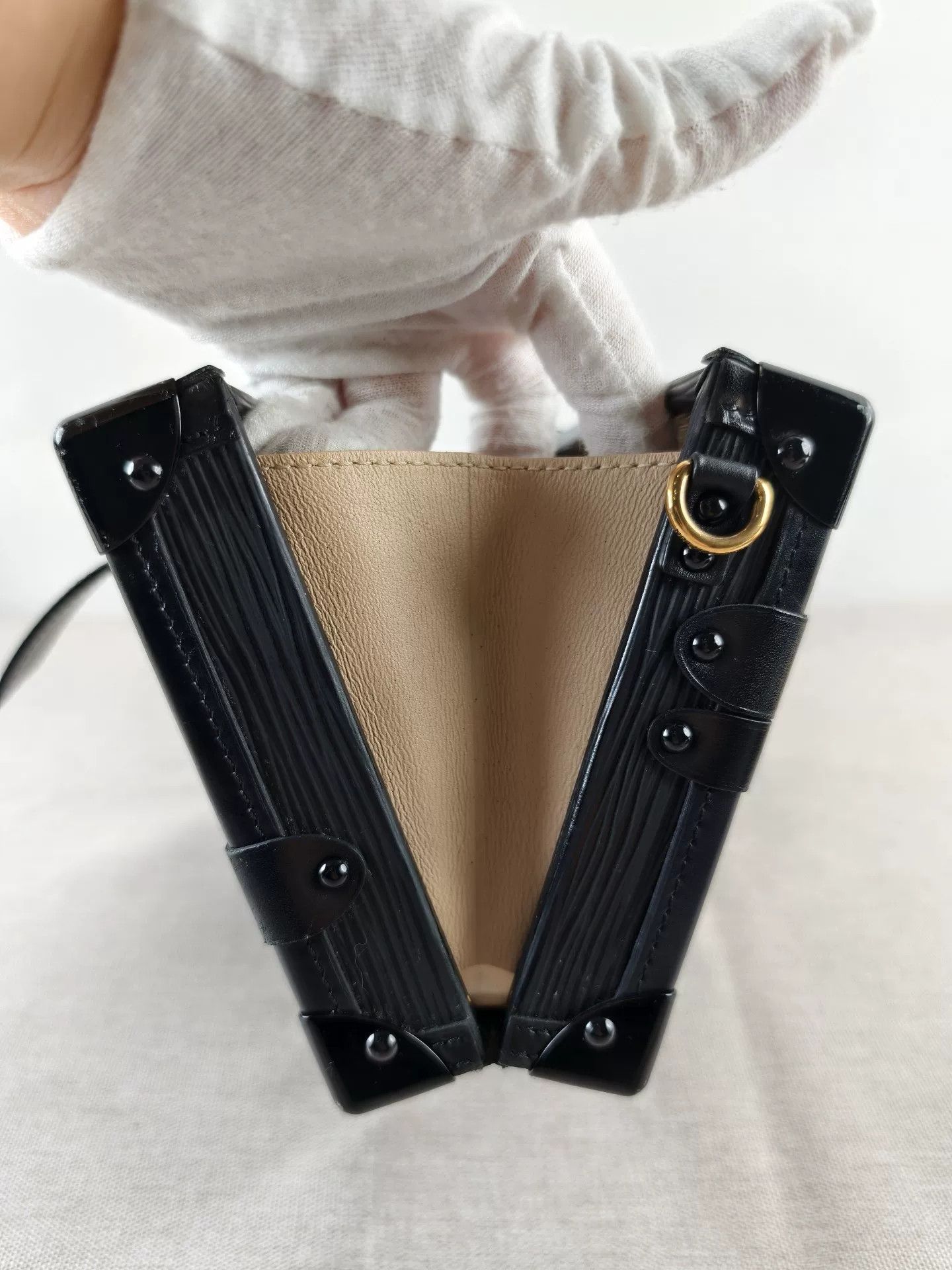 Louis Vuitton Pre-loved Bag Very good condition Size ONE SIZE - 2 Thumbnail
