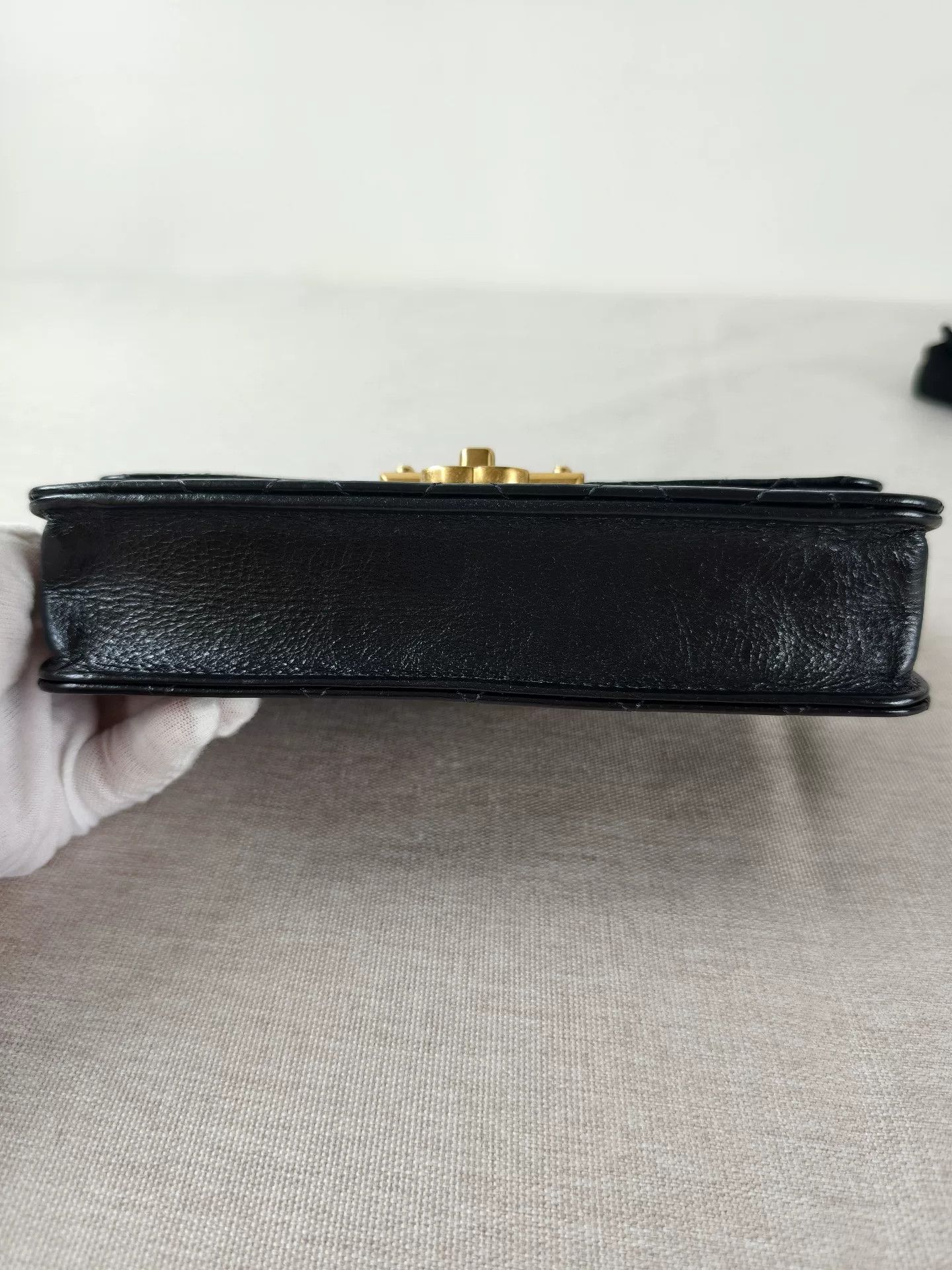 Chanel Pre-loved Bag Very good condition Size ONE SIZE - 7 Thumbnail