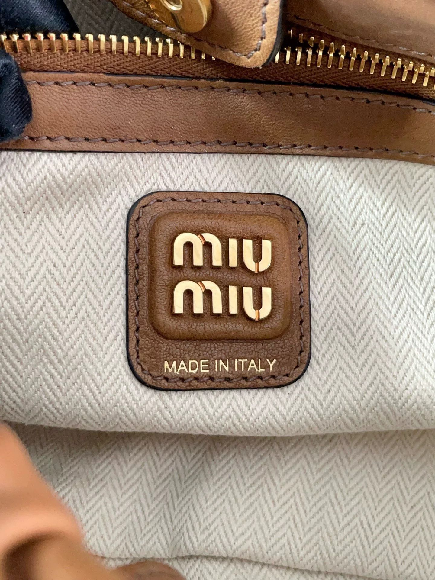 Miu Miu Pre-loved Bag Very good condition Size ONE SIZE - 8 Thumbnail