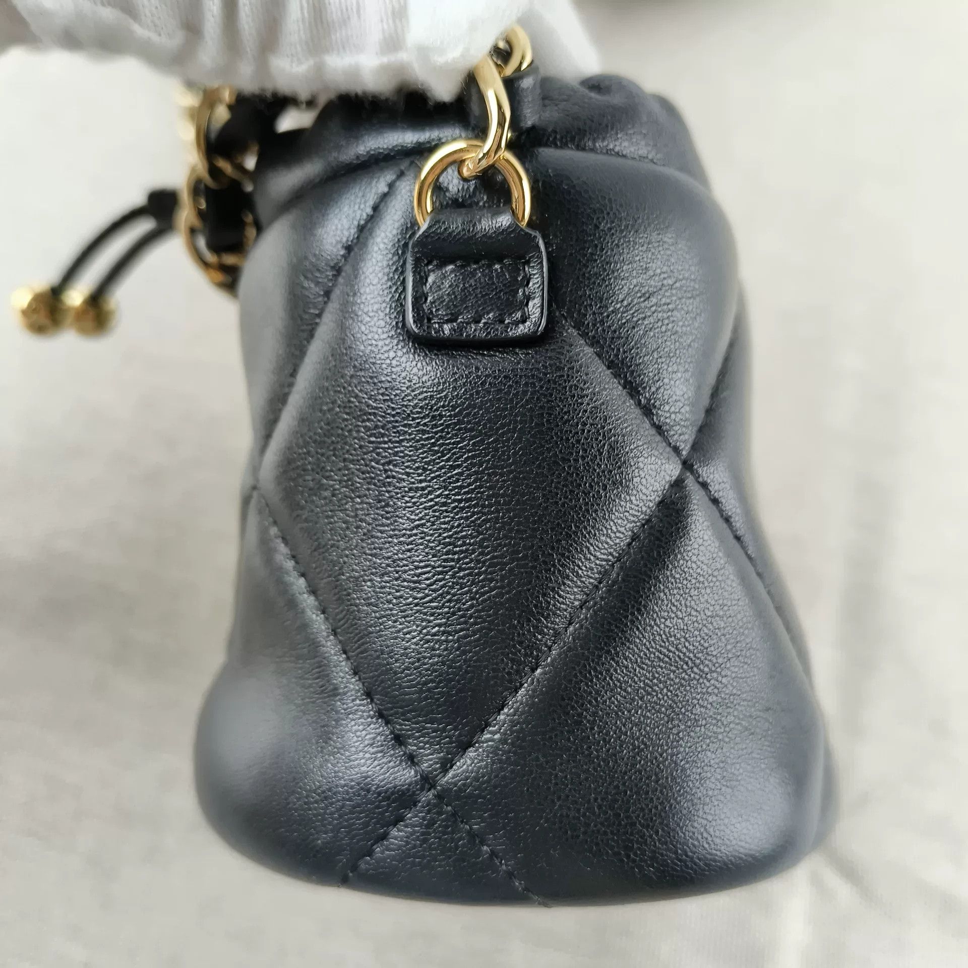 Chanel Pre-loved Bag Very good condition Size ONE SIZE - 5 Thumbnail