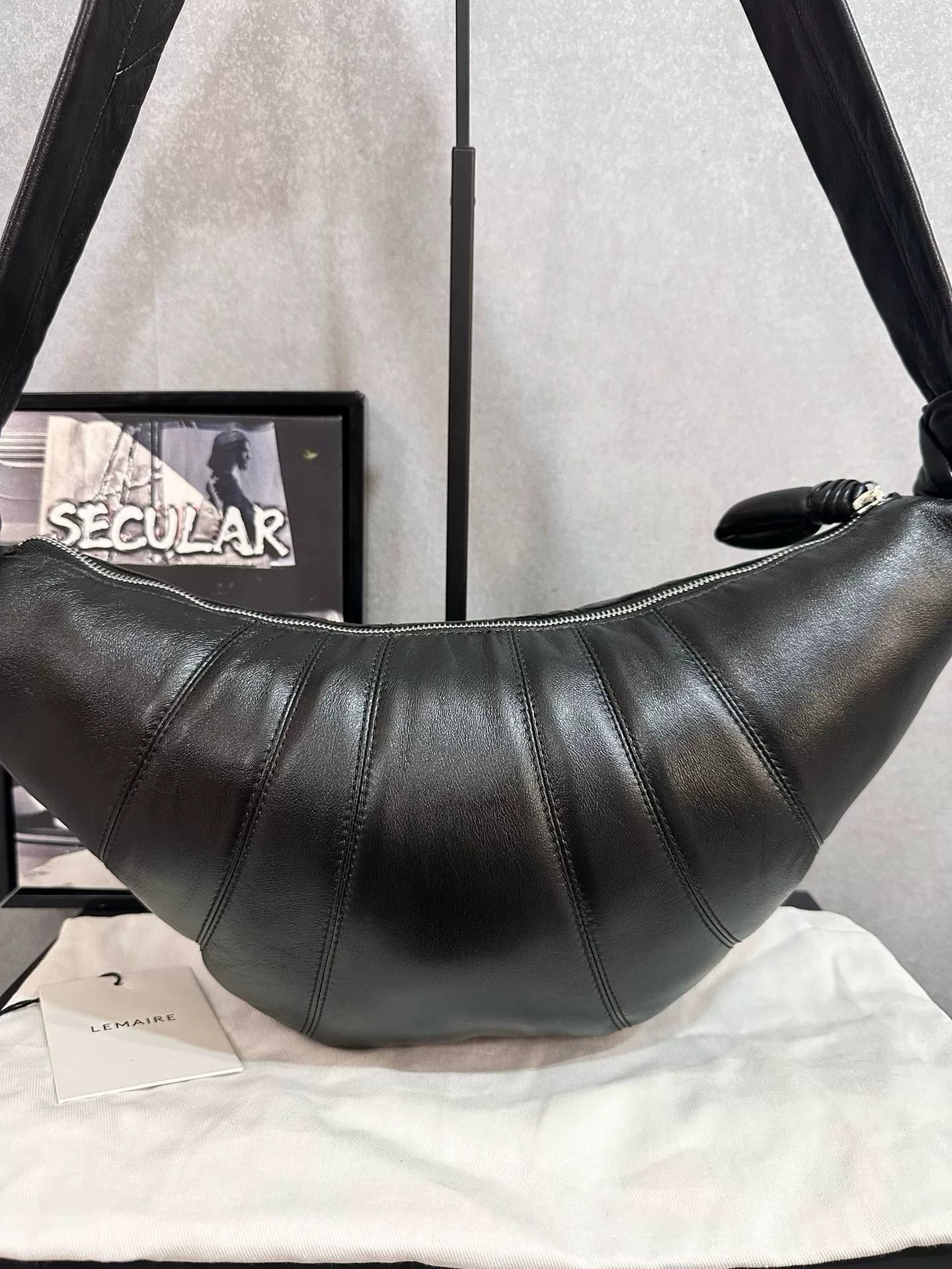 Lemaire Lemaire Medium Black Sheepskin Croissant Bag Size ONE SIZE - 2 Thumbnail